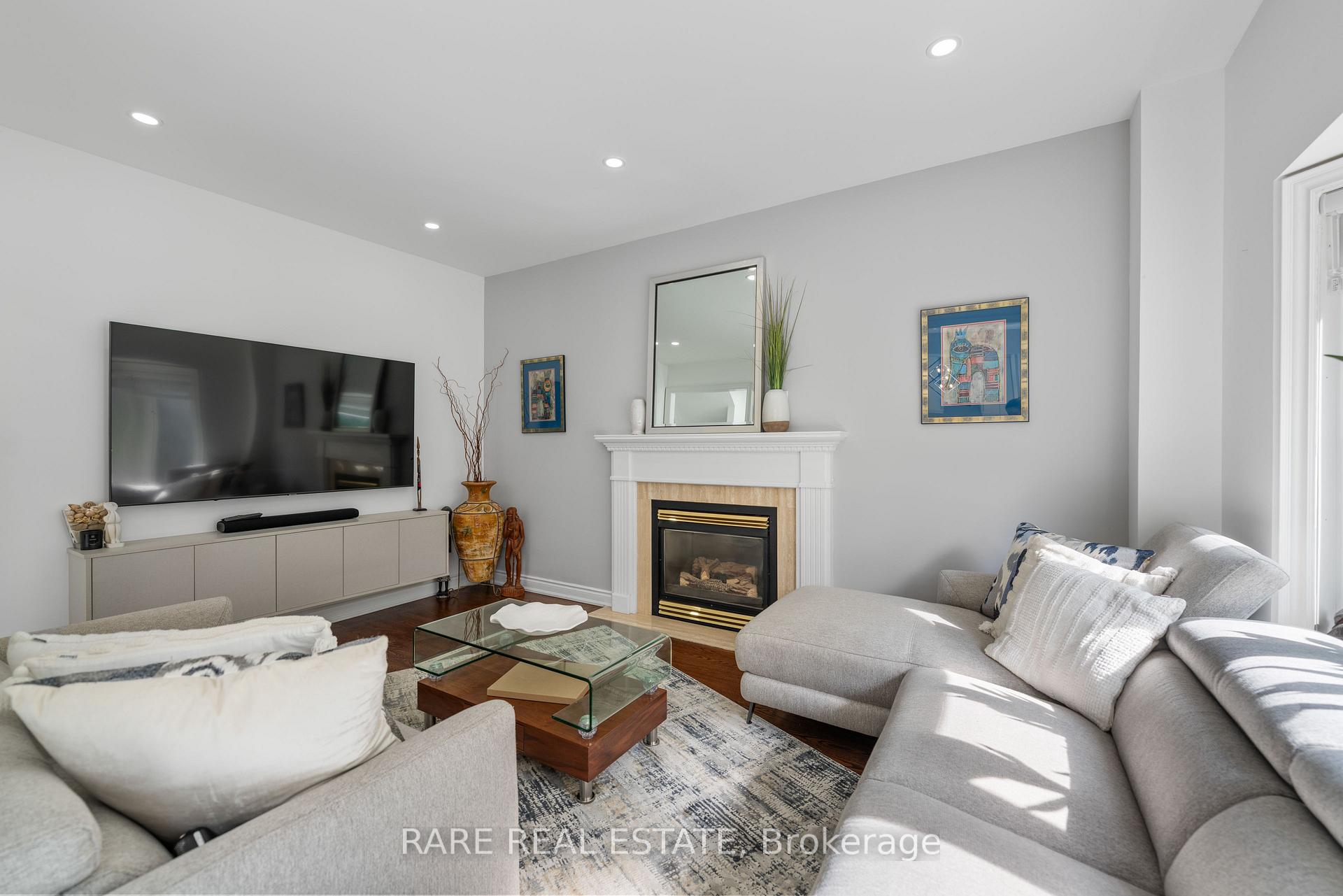 Photo 14 of 545 Highcliffe Drive, Vaughan, Uplands — HOMEH