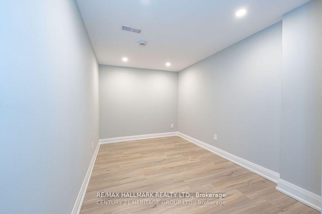 Photo 8 of 77 Richardson Drive, Aurora, Aurora Highlands — HOMEH