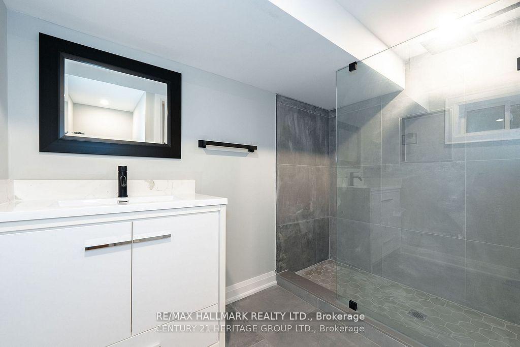 Photo 10 of 77 Richardson Drive, Aurora, Aurora Highlands — HOMEH
