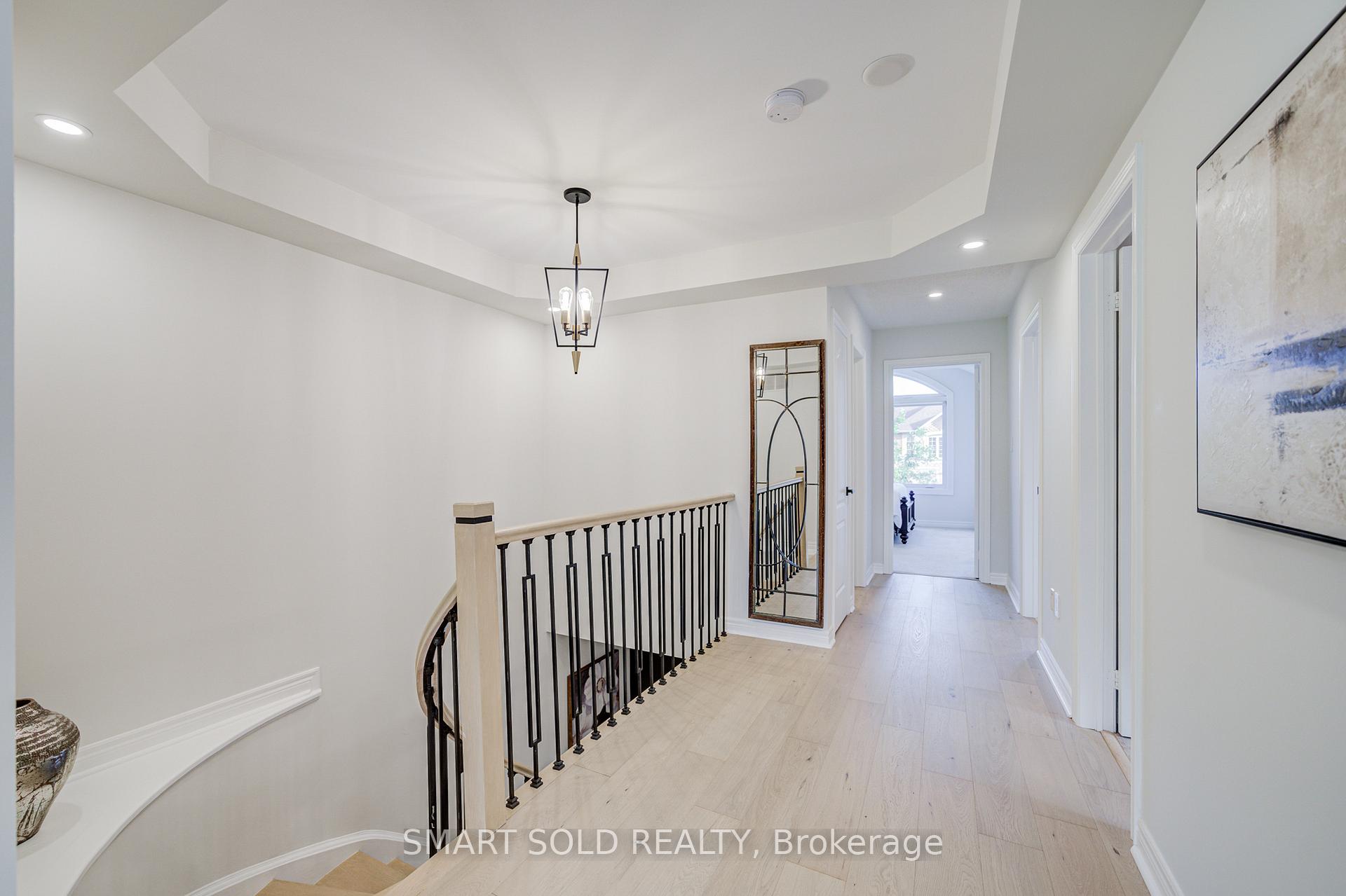 Photo 24 of 35 Bentoak Crescent, Vaughan, Patterson — HOMEH