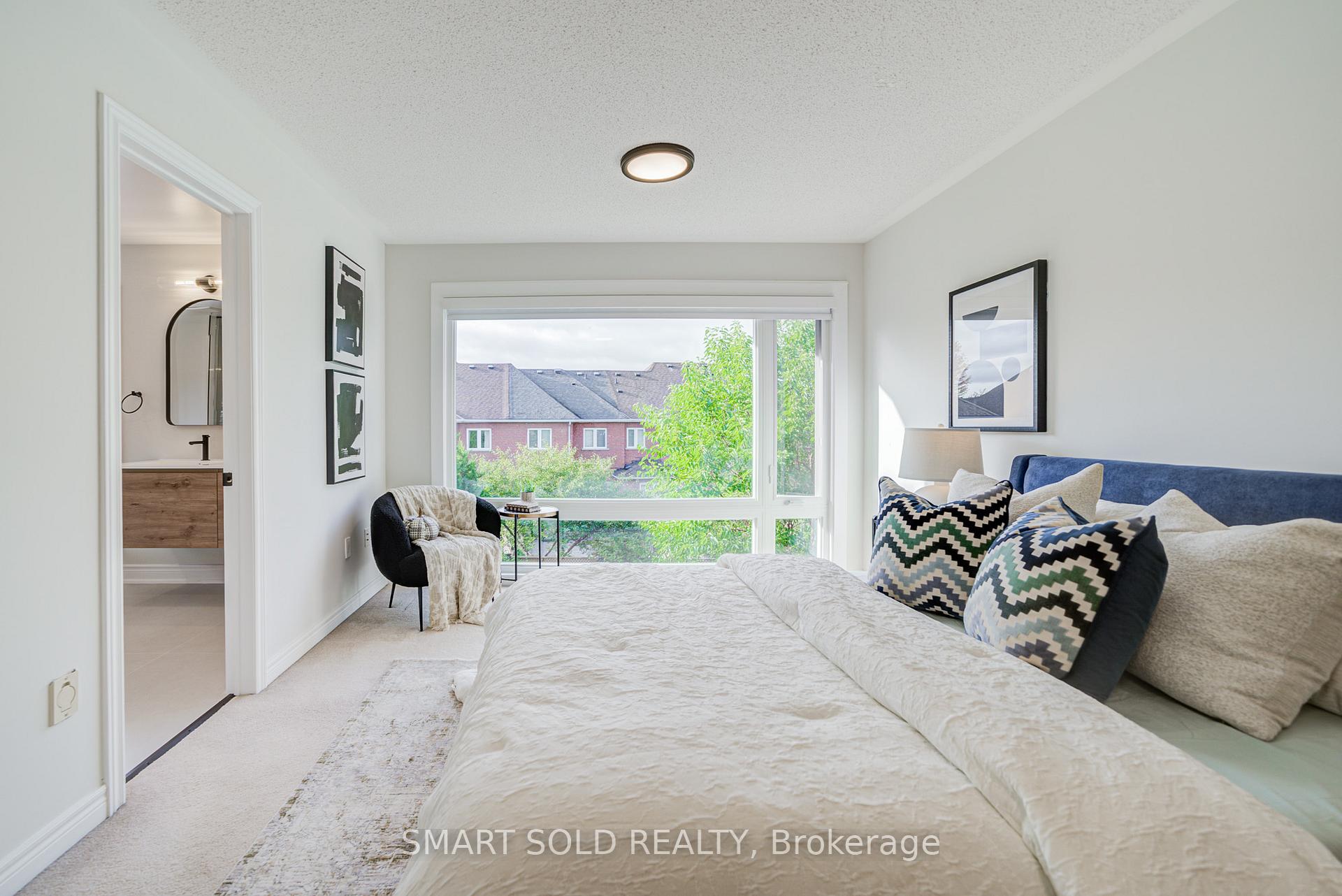 Photo 27 of 35 Bentoak Crescent, Vaughan, Patterson — HOMEH