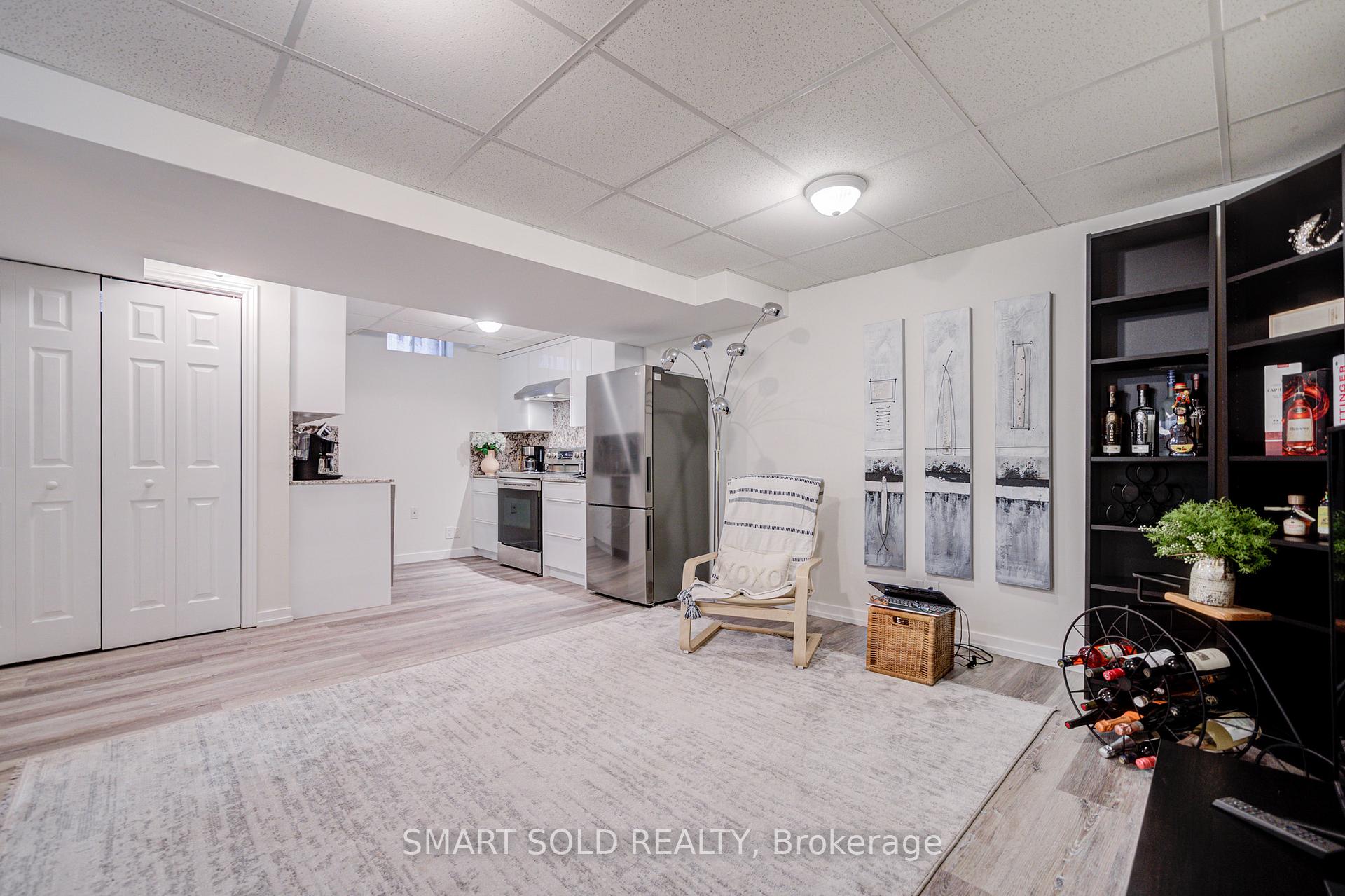 Photo 45 of 35 Bentoak Crescent, Vaughan, Patterson — HOMEH