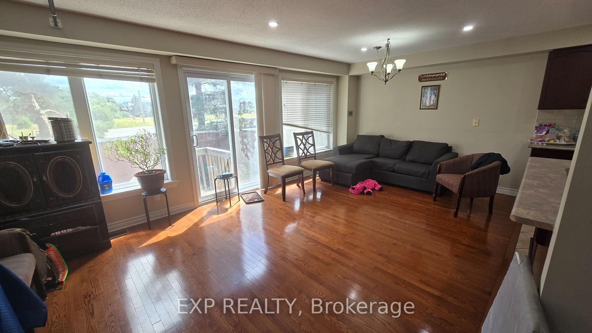 Photo 2 of 283 Tewsley Drive, Ottawa, Riverside South/Gloucester Glen — HOMEH