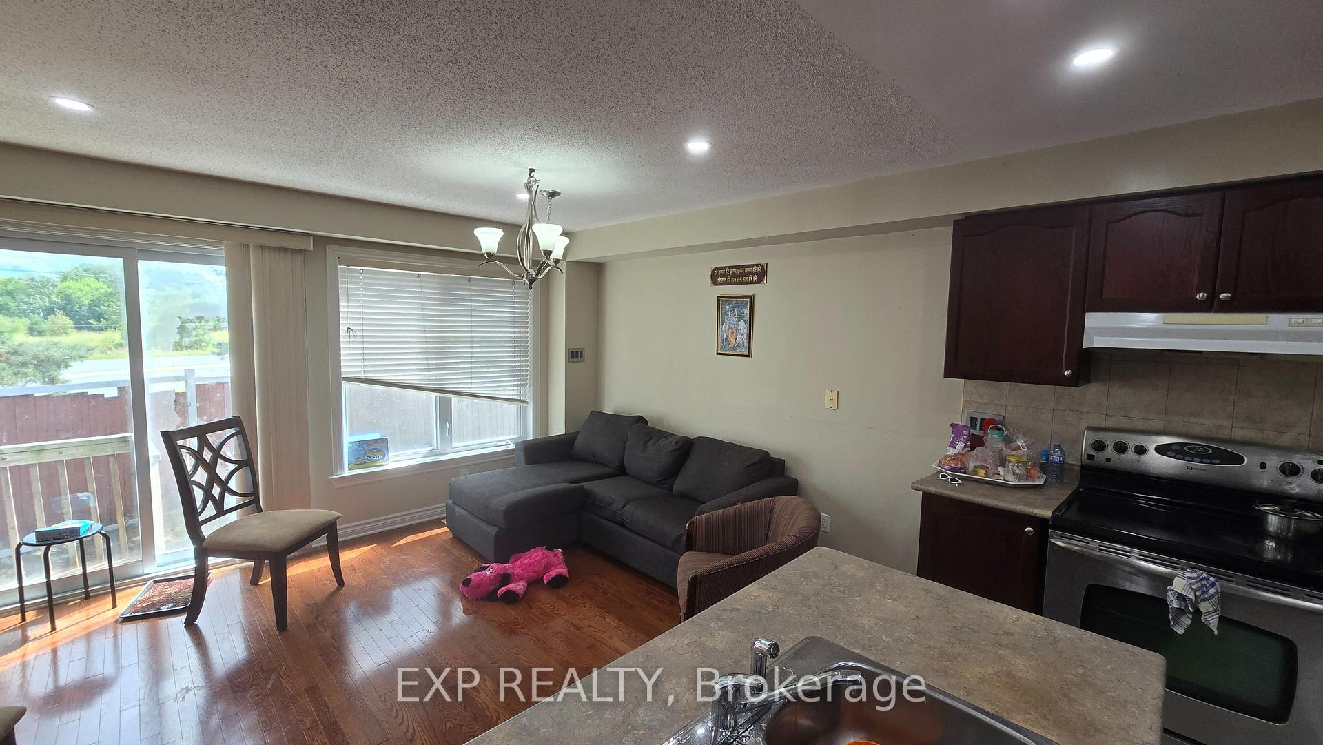 Photo 7 of 283 Tewsley Drive, Ottawa, Riverside South/Gloucester Glen — HOMEH