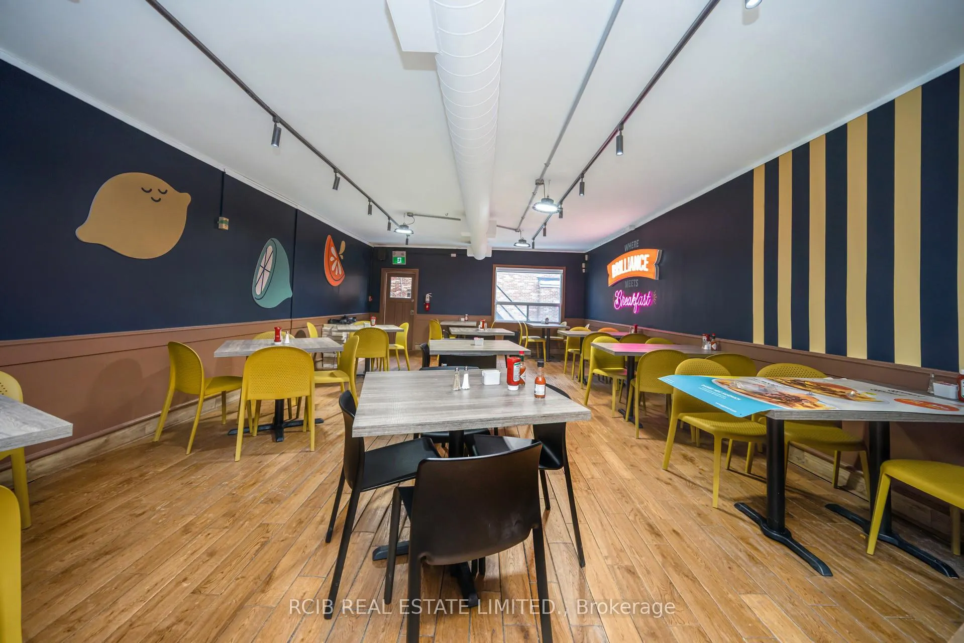 Photo 17 of Unit 109, 20 Burkebrook Pl, North York, Bridle Path-Sunnybrook-York Mills — HOMEH