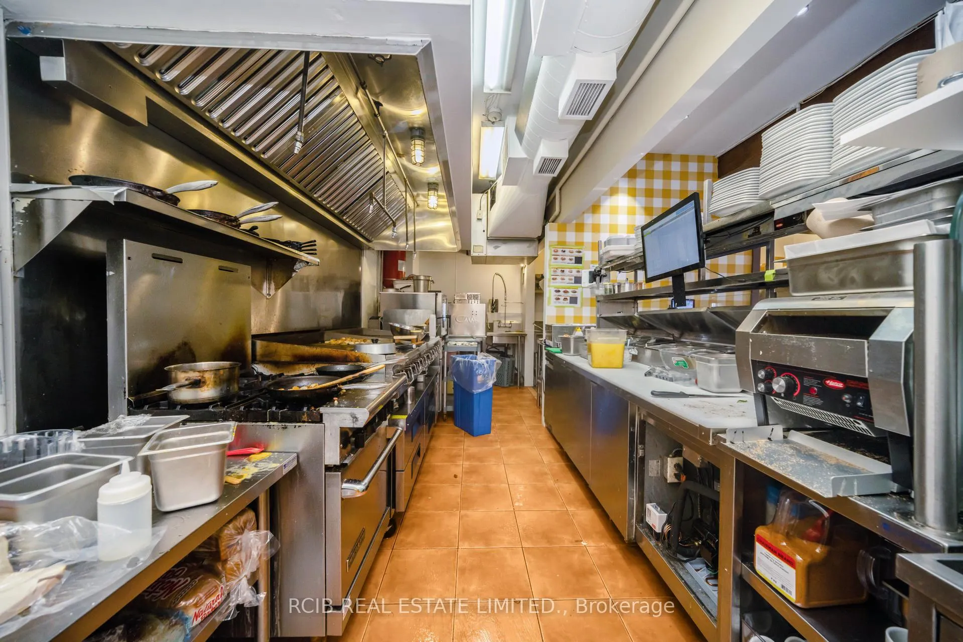 Photo 26 of Unit 109, 20 Burkebrook Pl, North York, Bridle Path-Sunnybrook-York Mills — HOMEH
