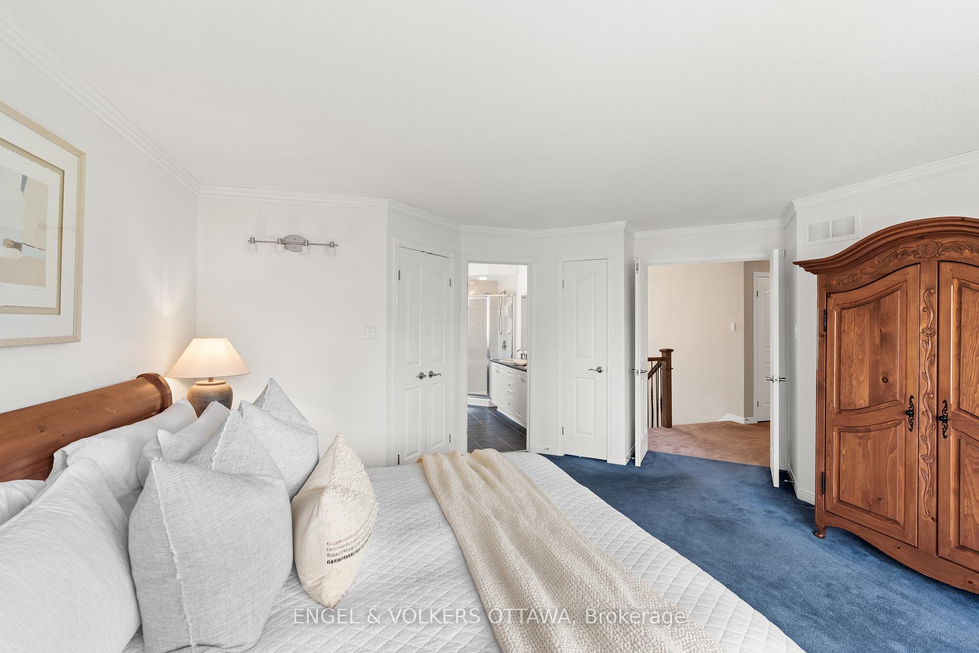 Photo 19 of 804 Covehead Crescent, Ottawa, Riverside South/Gloucester Glen — HOMEH