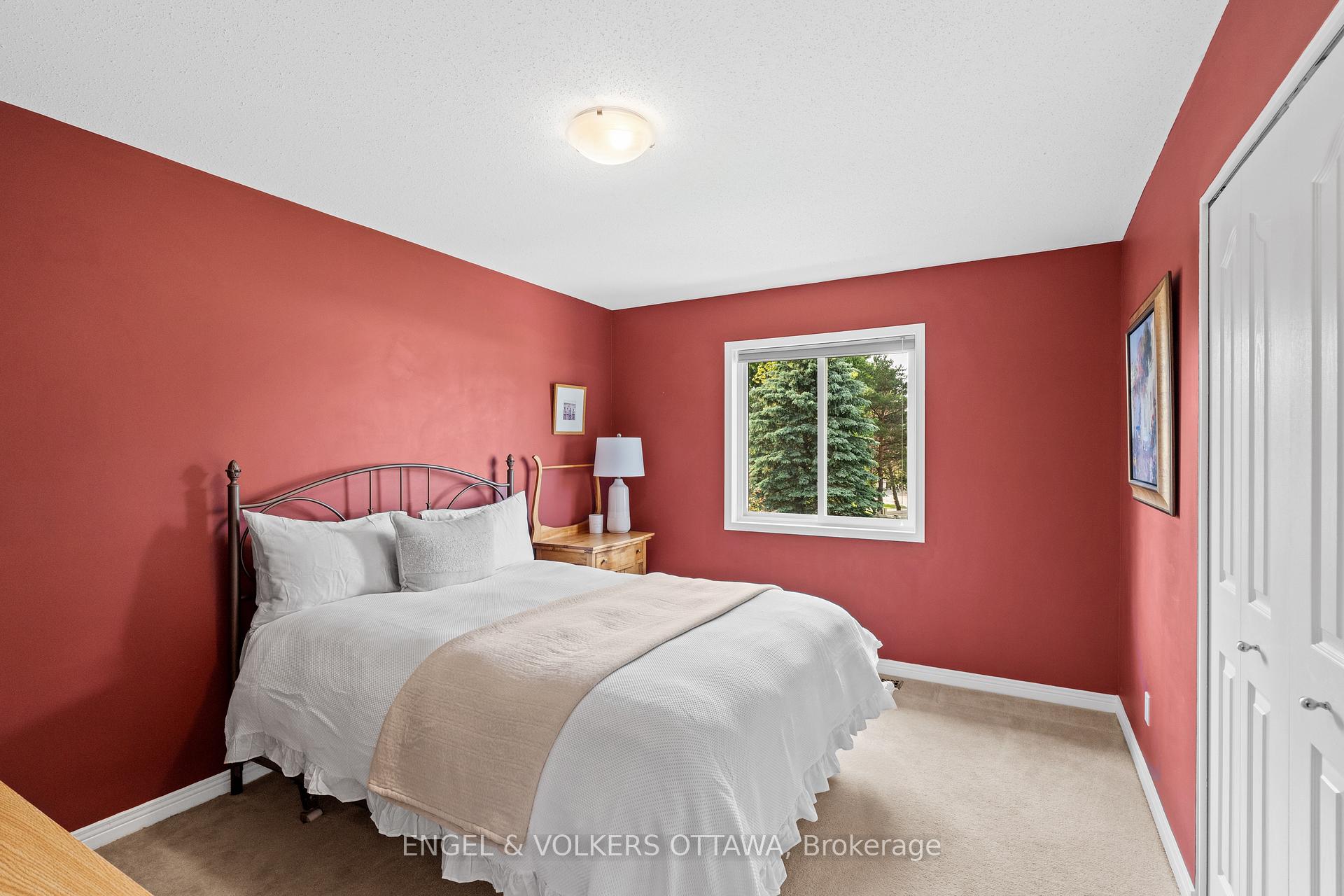 Photo 25 of 804 Covehead Crescent, Ottawa, Riverside South/Gloucester Glen — HOMEH