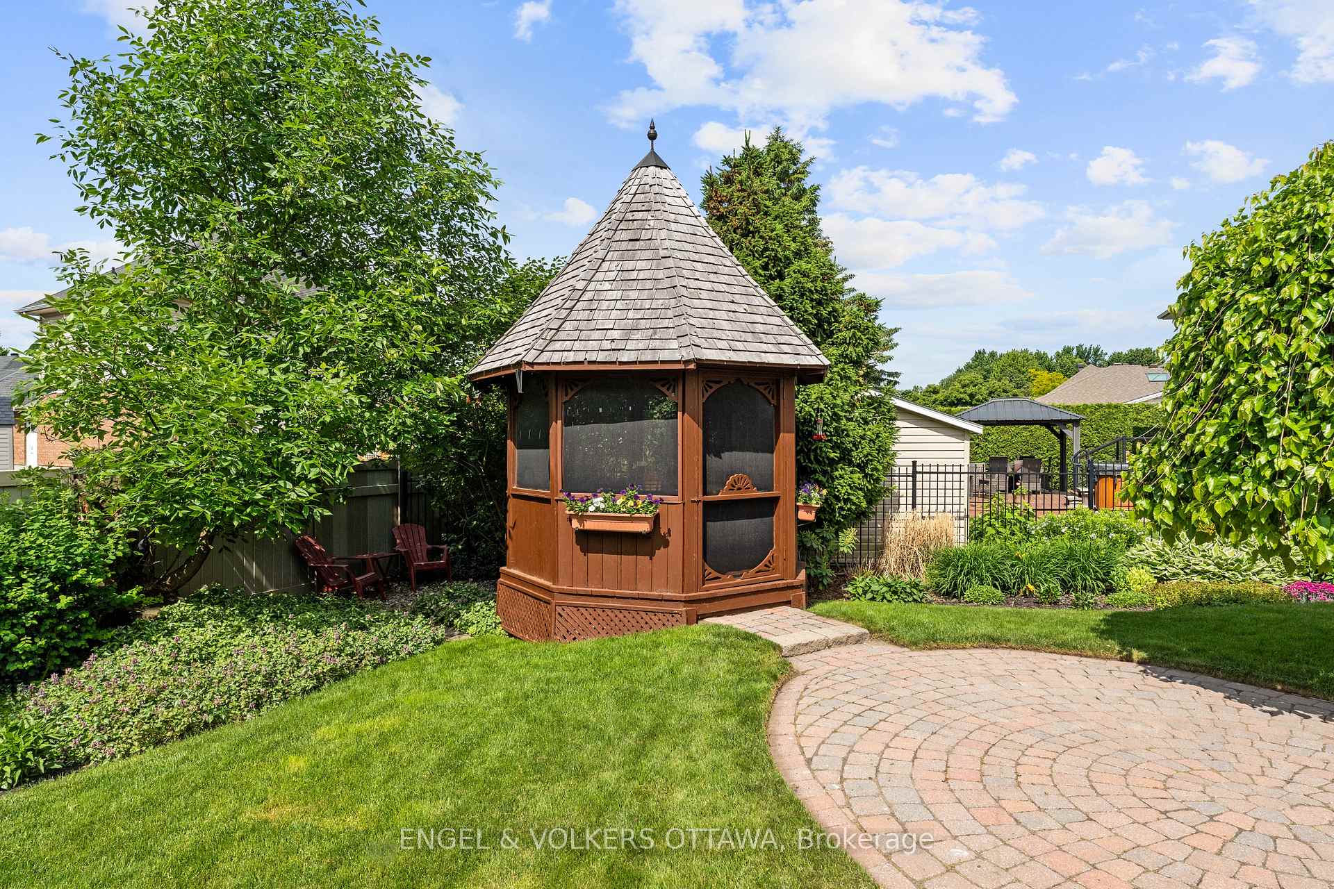Photo 47 of 804 Covehead Crescent, Ottawa, Riverside South/Gloucester Glen — HOMEH