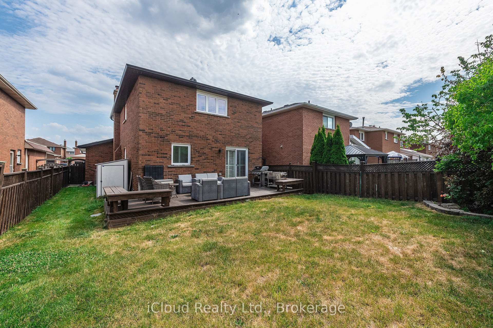 Photo 28 of 54 Embassy Drive, Vaughan, East Woodbridge — HOMEH