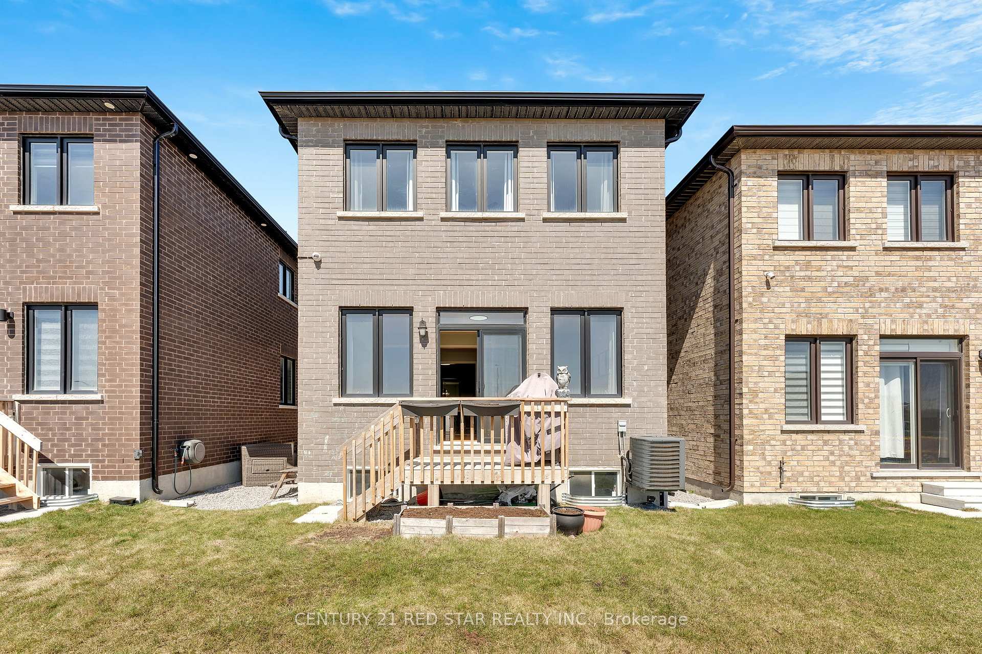 Photo 43 of 104 Closson Drive, Whitby, Rural Whitby — HOMEH