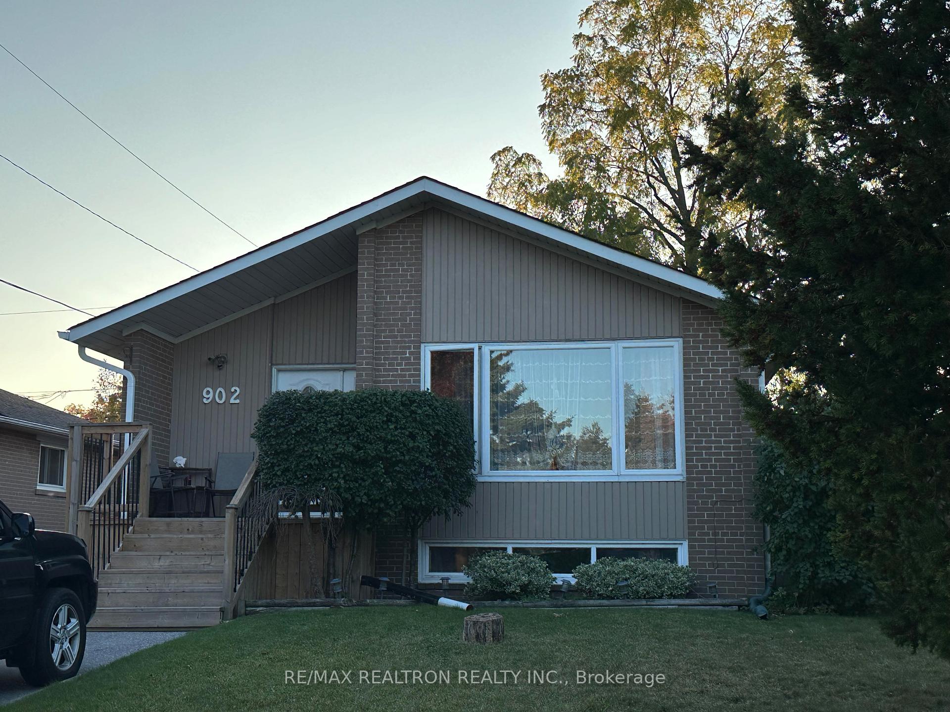 Photo 2 of Unit Bsmt, 902 Antonio Street, Pickering, Bay Ridges — HOMEH