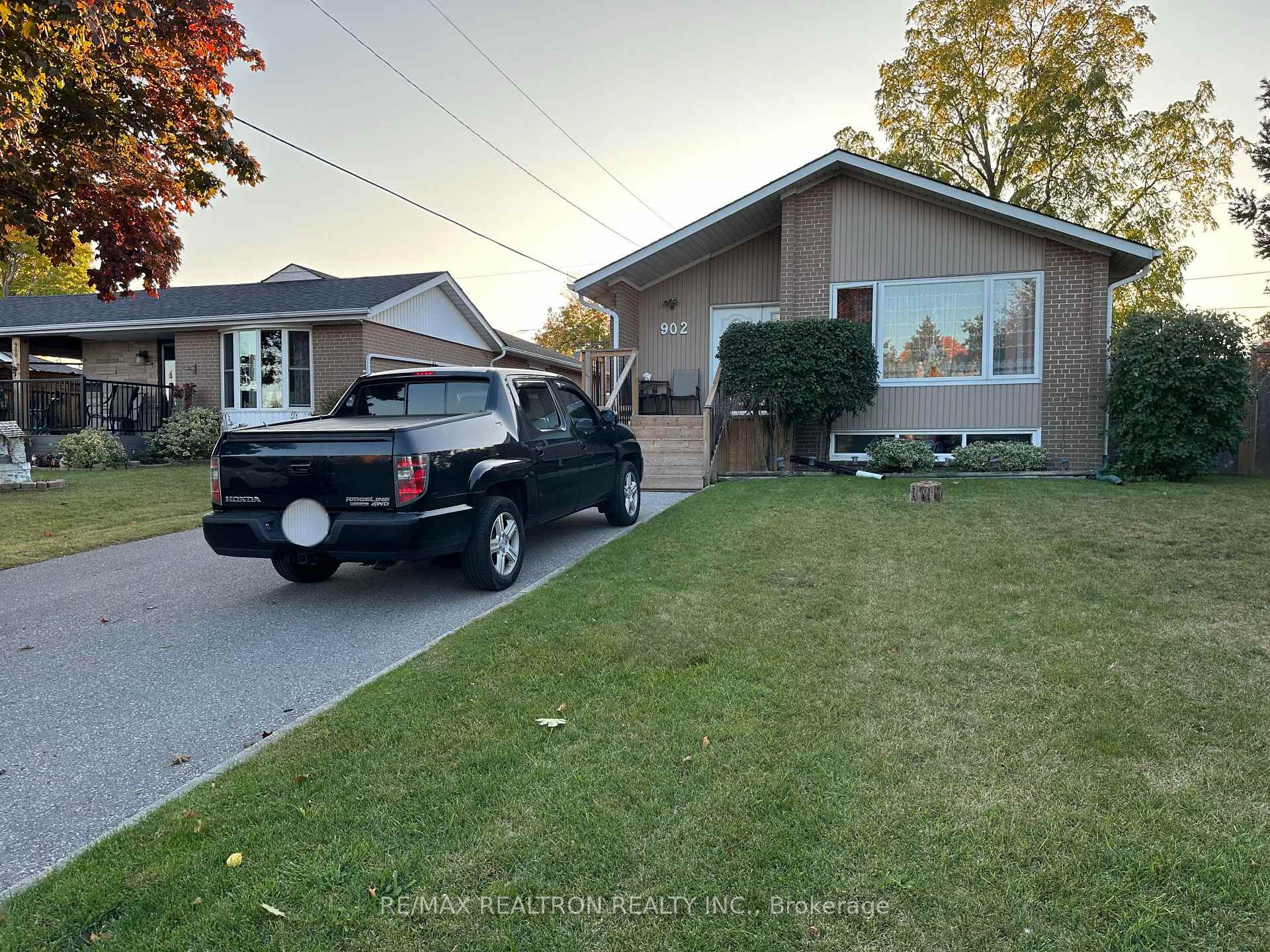 Photo 3 of Unit Bsmt, 902 Antonio Street, Pickering, Bay Ridges — HOMEH