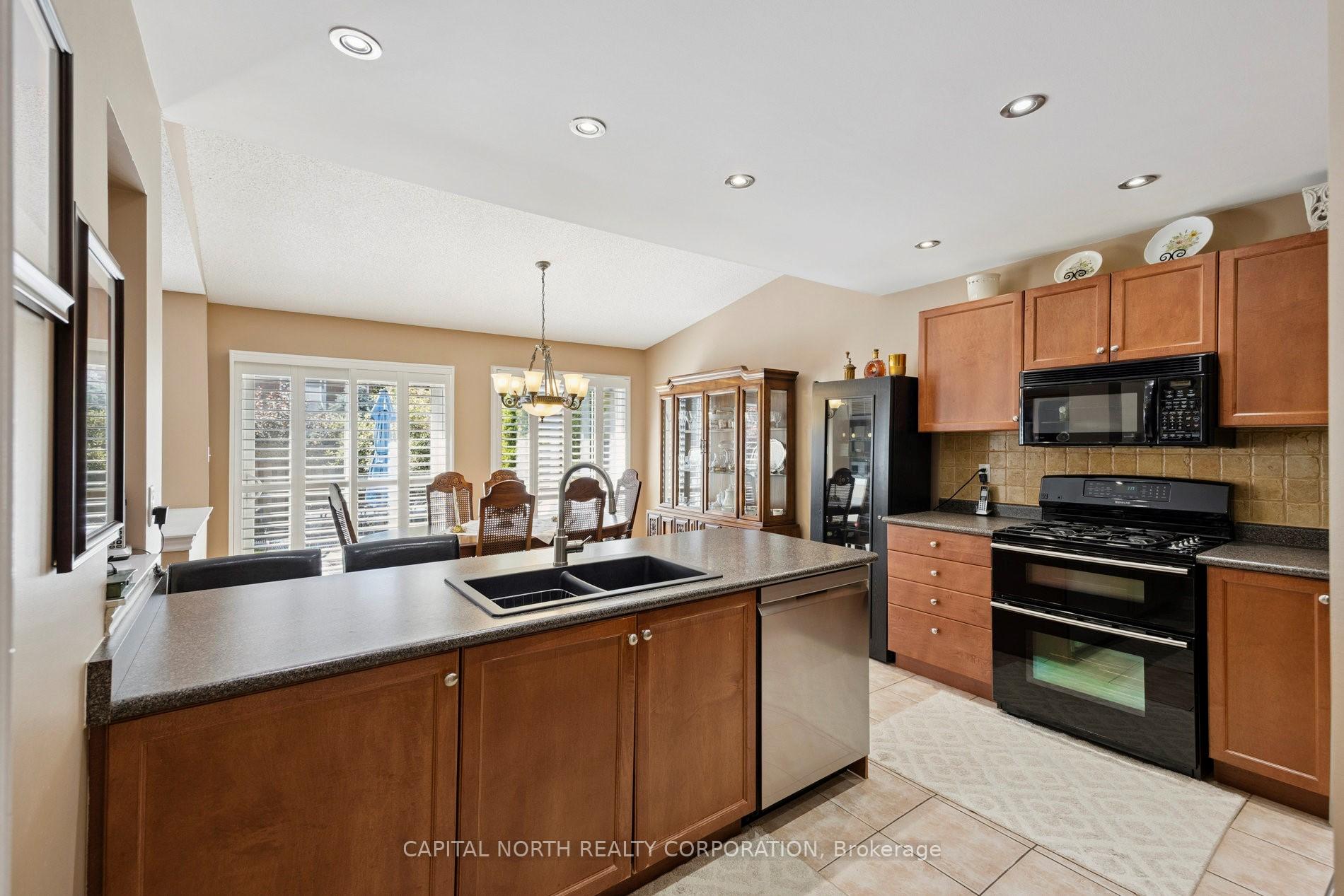 Photo 8 of 87 Mondavi Road, Vaughan, Sonoma Heights — HOMEH