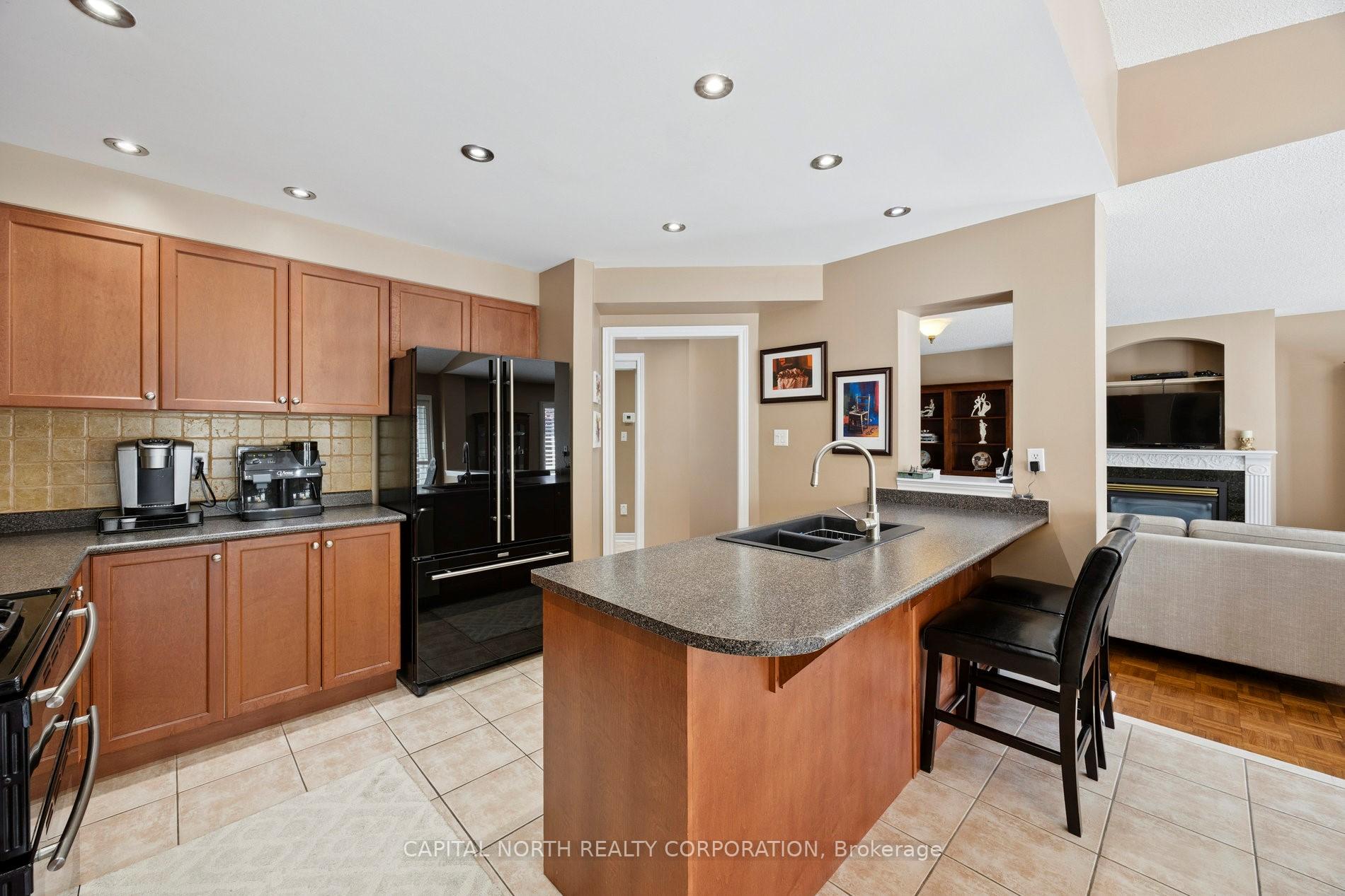 Photo 10 of 87 Mondavi Road, Vaughan, Sonoma Heights — HOMEH