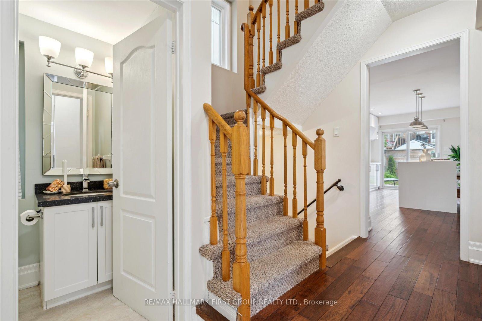 Photo 4 of 27 Shenandoah Drive, Whitby, Williamsburg — HOMEH