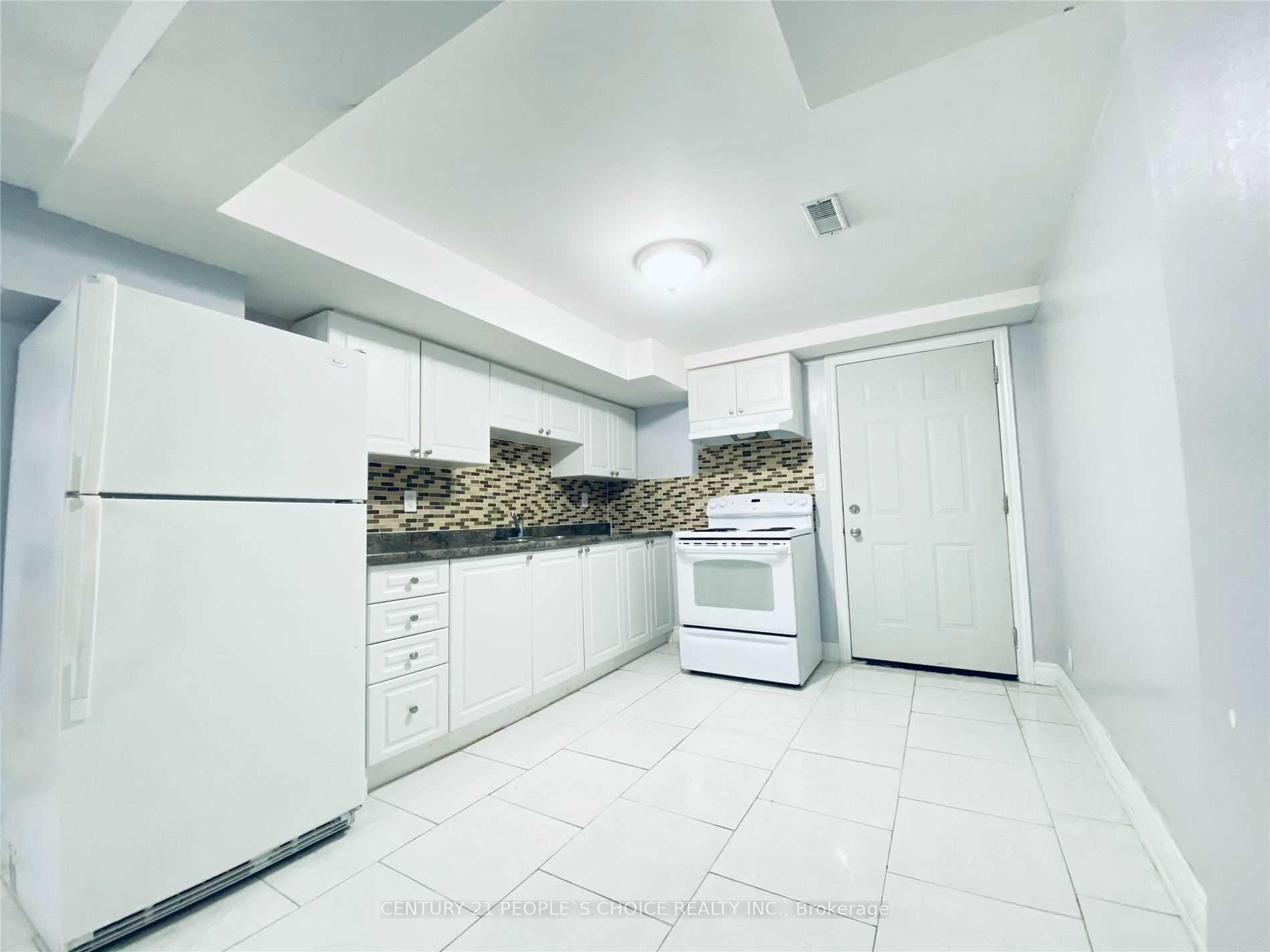 Photo 9 of 281 Waterford Gate, Pickering, Highbush — HOMEH