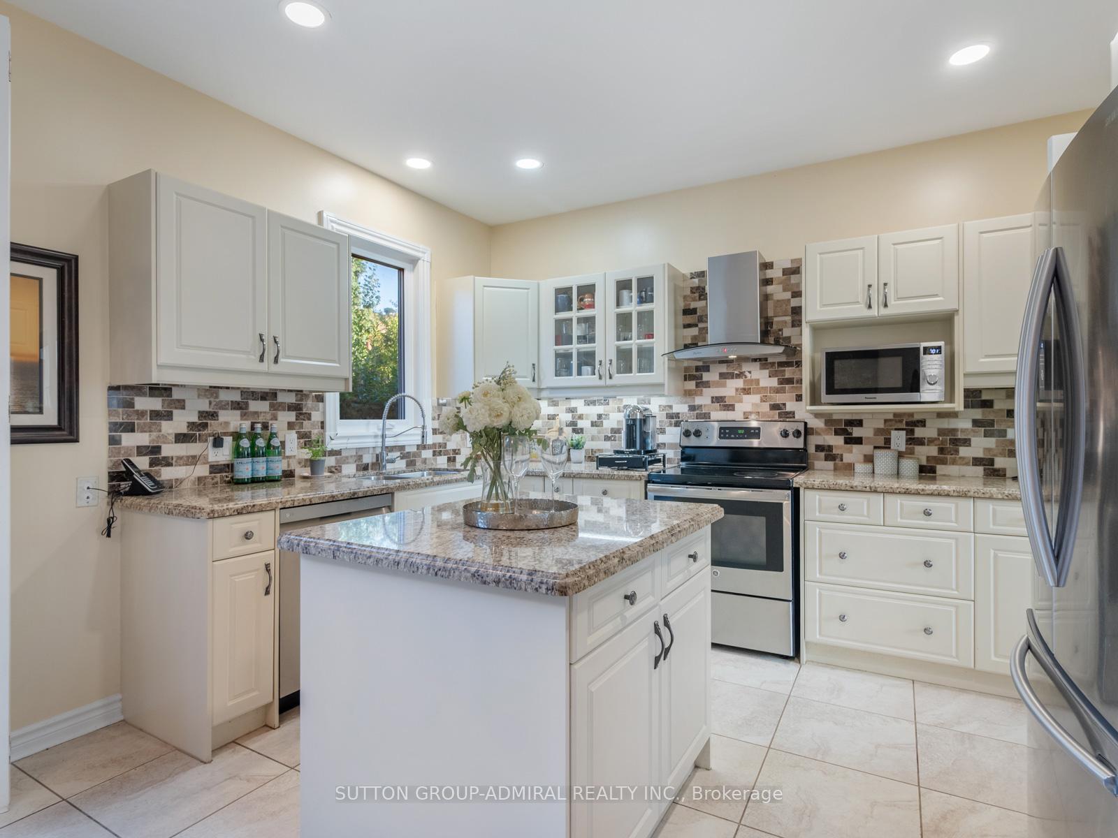 Photo 12 of 88 Ventura Way, Vaughan, Beverley Glen — HOMEH