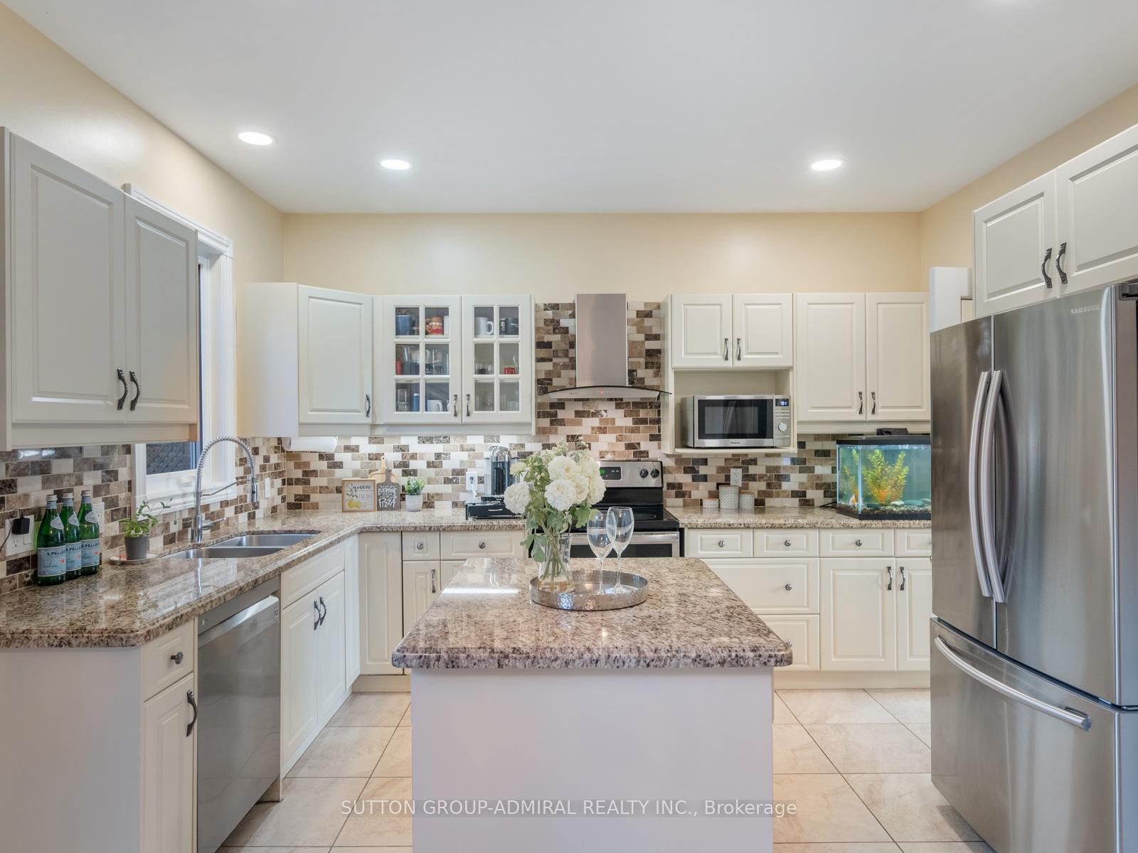 Photo 13 of 88 Ventura Way, Vaughan, Beverley Glen — HOMEH
