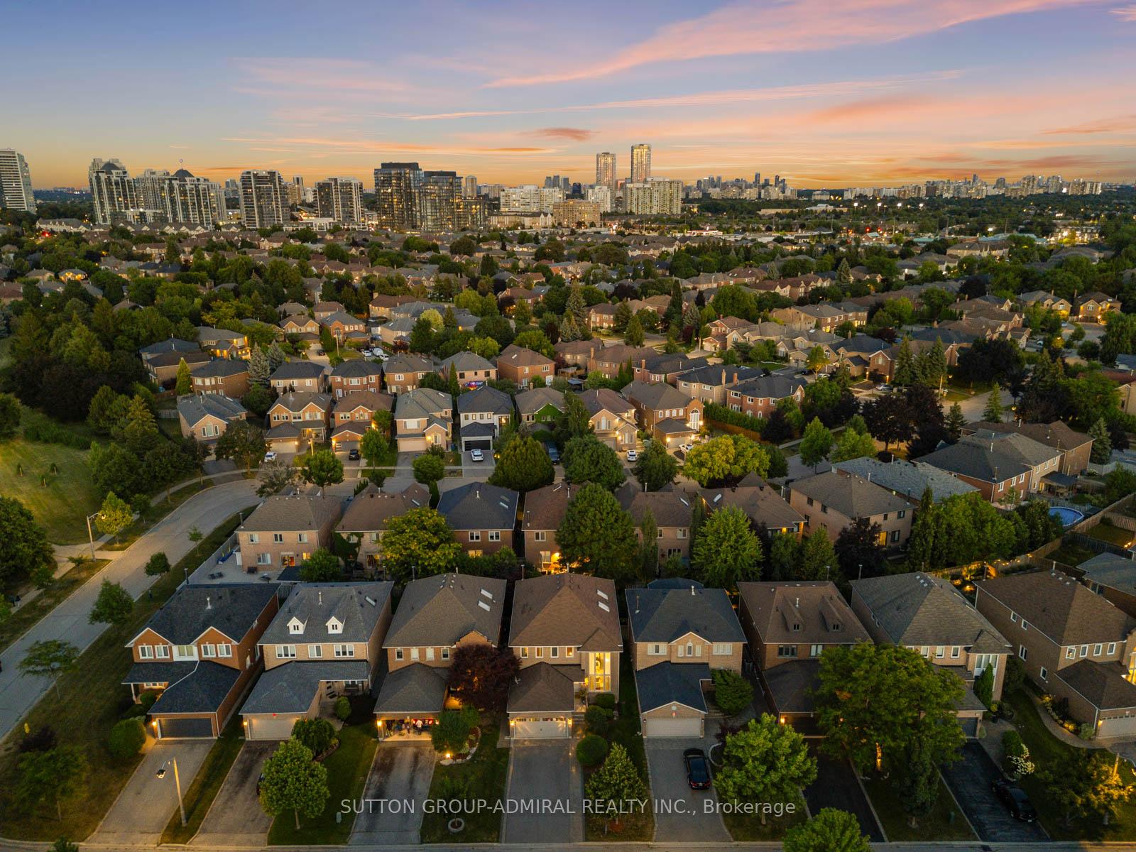 Photo 48 of 88 Ventura Way, Vaughan, Beverley Glen — HOMEH