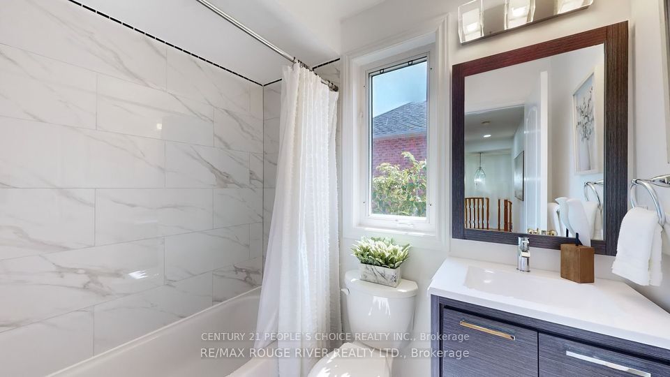 Photo 27 of Unit Upper, 548 Mcleod Crescent, Pickering, Rosebank — HOMEH