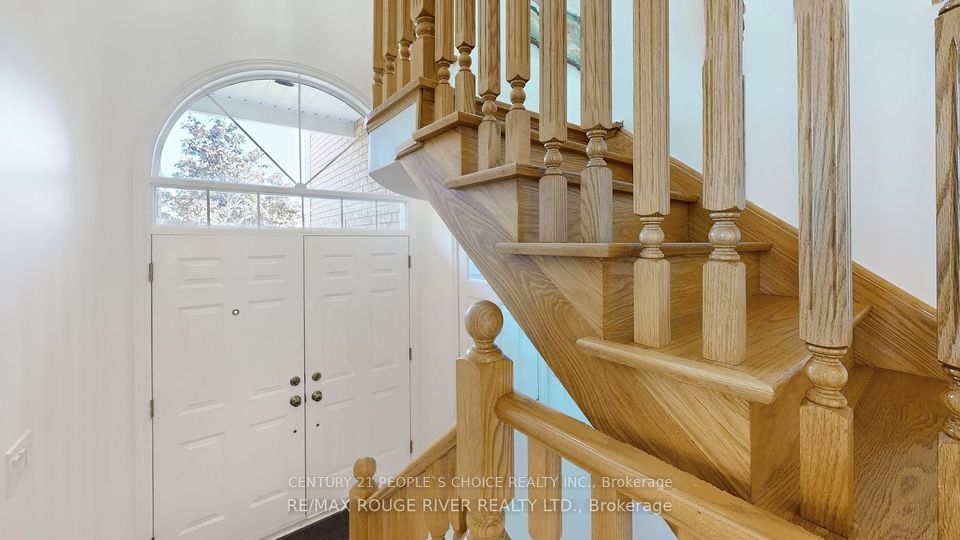 Photo 5 of Unit Upper, 548 Mcleod Crescent, Pickering, Rosebank — HOMEH
