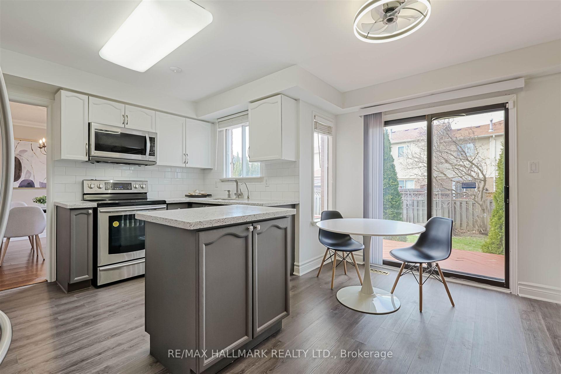 Photo 8 of 1594 Dellbrook Avenue, Pickering, Brock Ridge — HOMEH