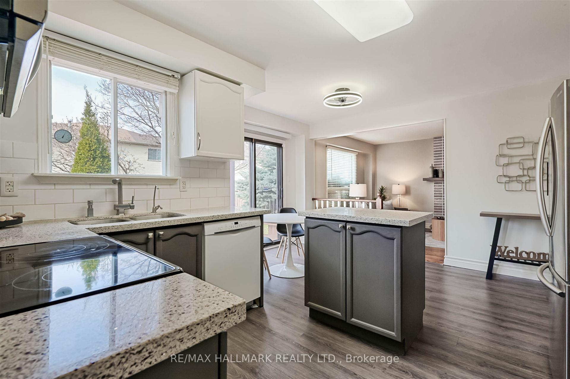 Photo 12 of 1594 Dellbrook Avenue, Pickering, Brock Ridge — HOMEH