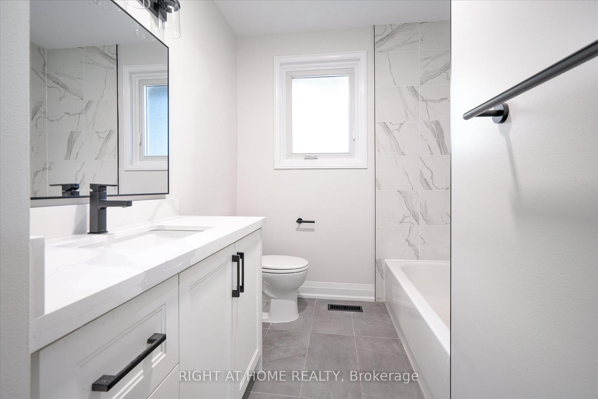 Photo 12 of 809 Helen Crescent, Pickering, Bay Ridges — HOMEH