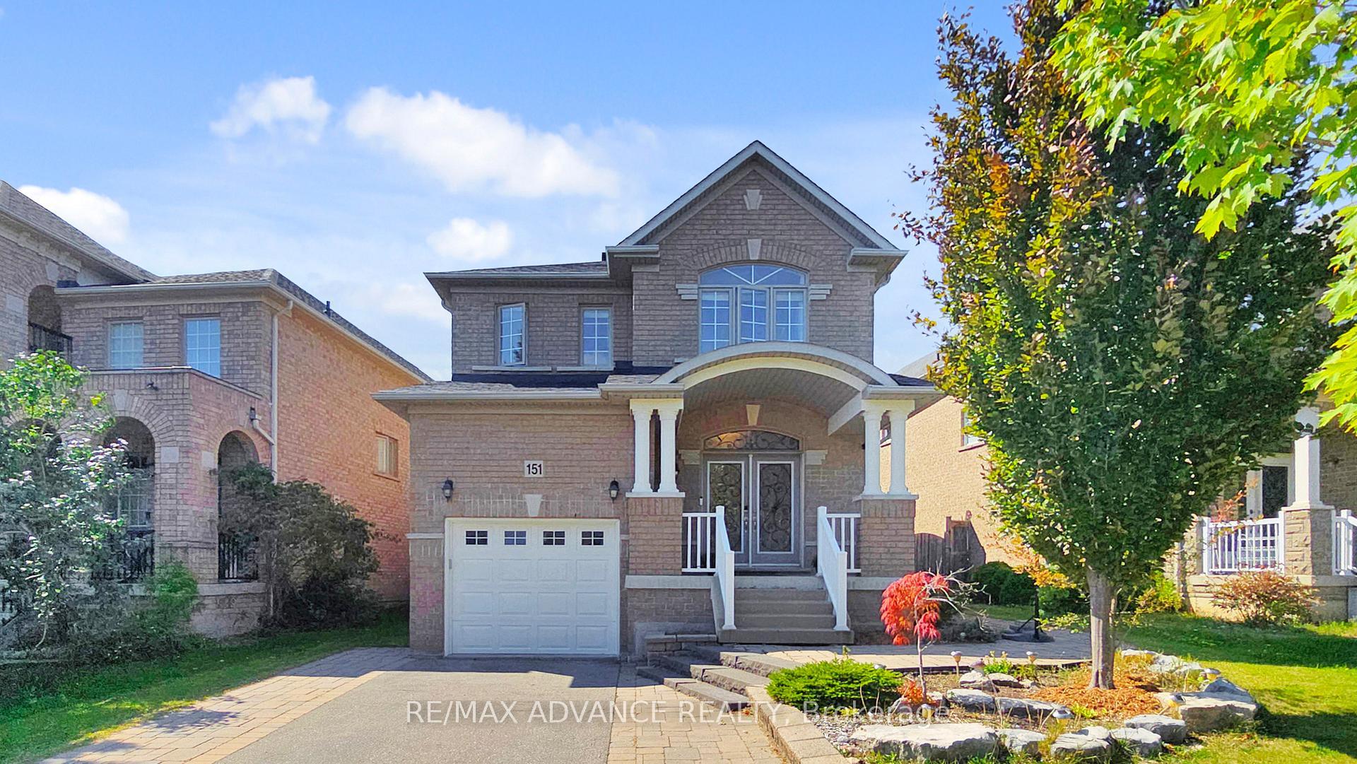 Photo 1 of 151 Laramie Crescent, Vaughan, Patterson — HOMEH