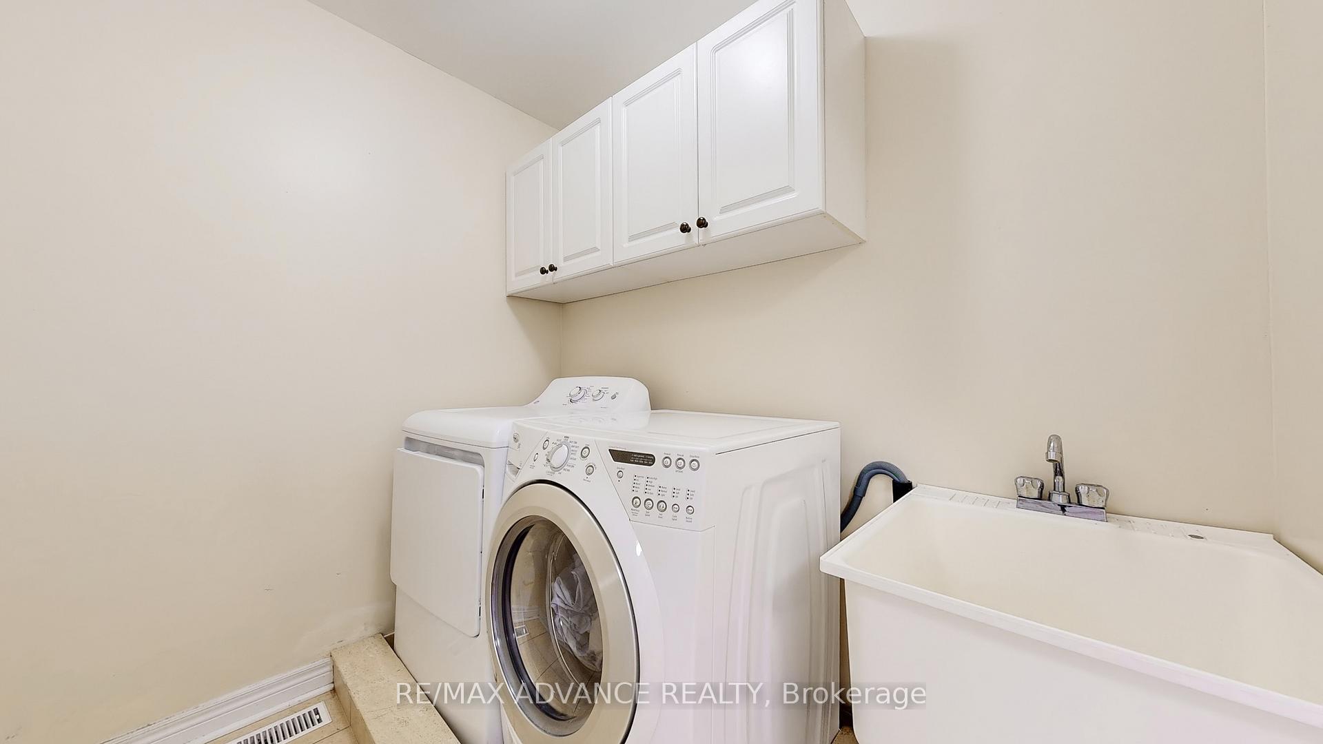 Photo 28 of 151 Laramie Crescent, Vaughan, Patterson — HOMEH