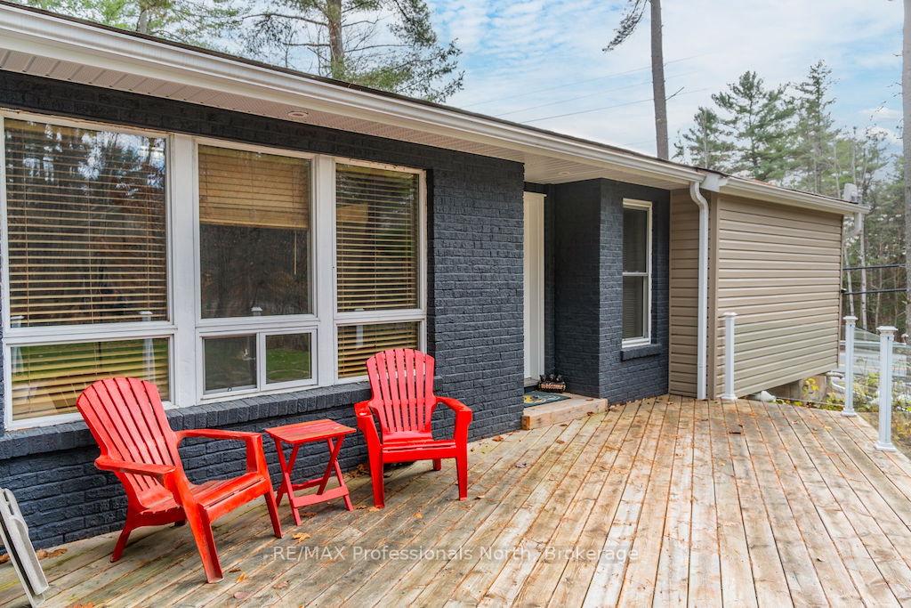 Photo 2 of 1012 Parasol Drive, Algonquin Highlands, Stanhope — HOMEH