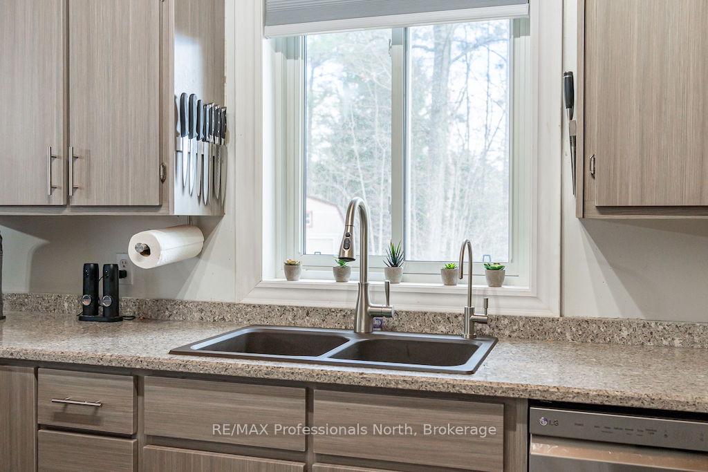 Photo 23 of 1012 Parasol Drive, Algonquin Highlands, Stanhope — HOMEH