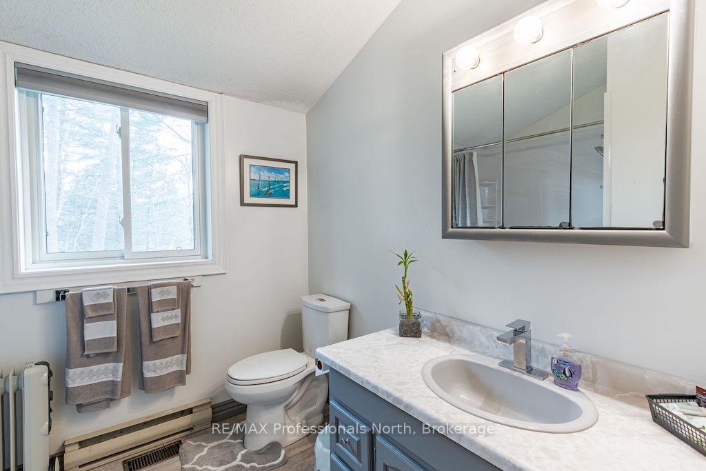 Photo 34 of 1012 Parasol Drive, Algonquin Highlands, Stanhope — HOMEH