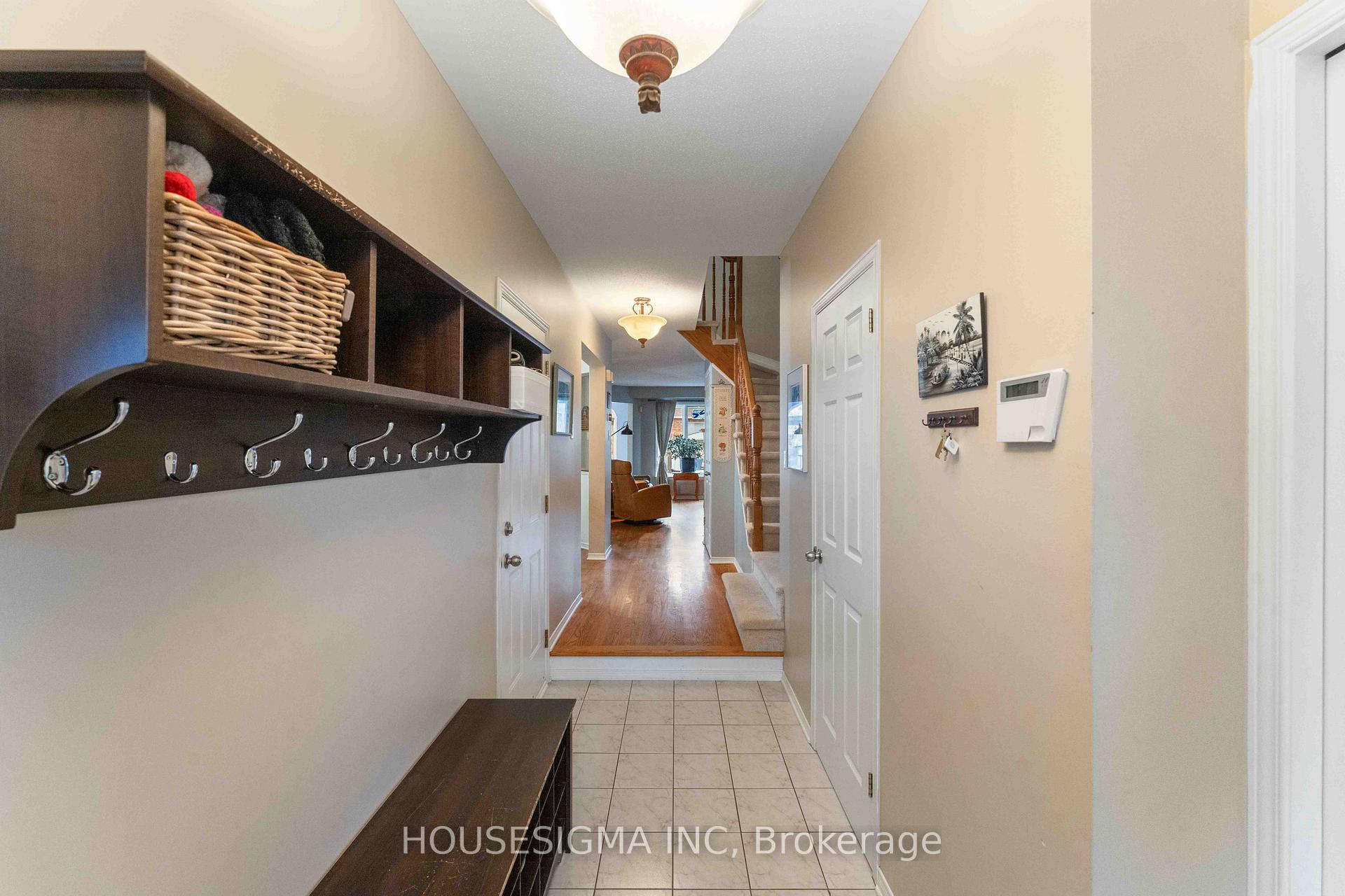 Photo 3 of 4289 Owl Valley Drive, Ottawa, Riverside South/Gloucester Glen — HOMEH