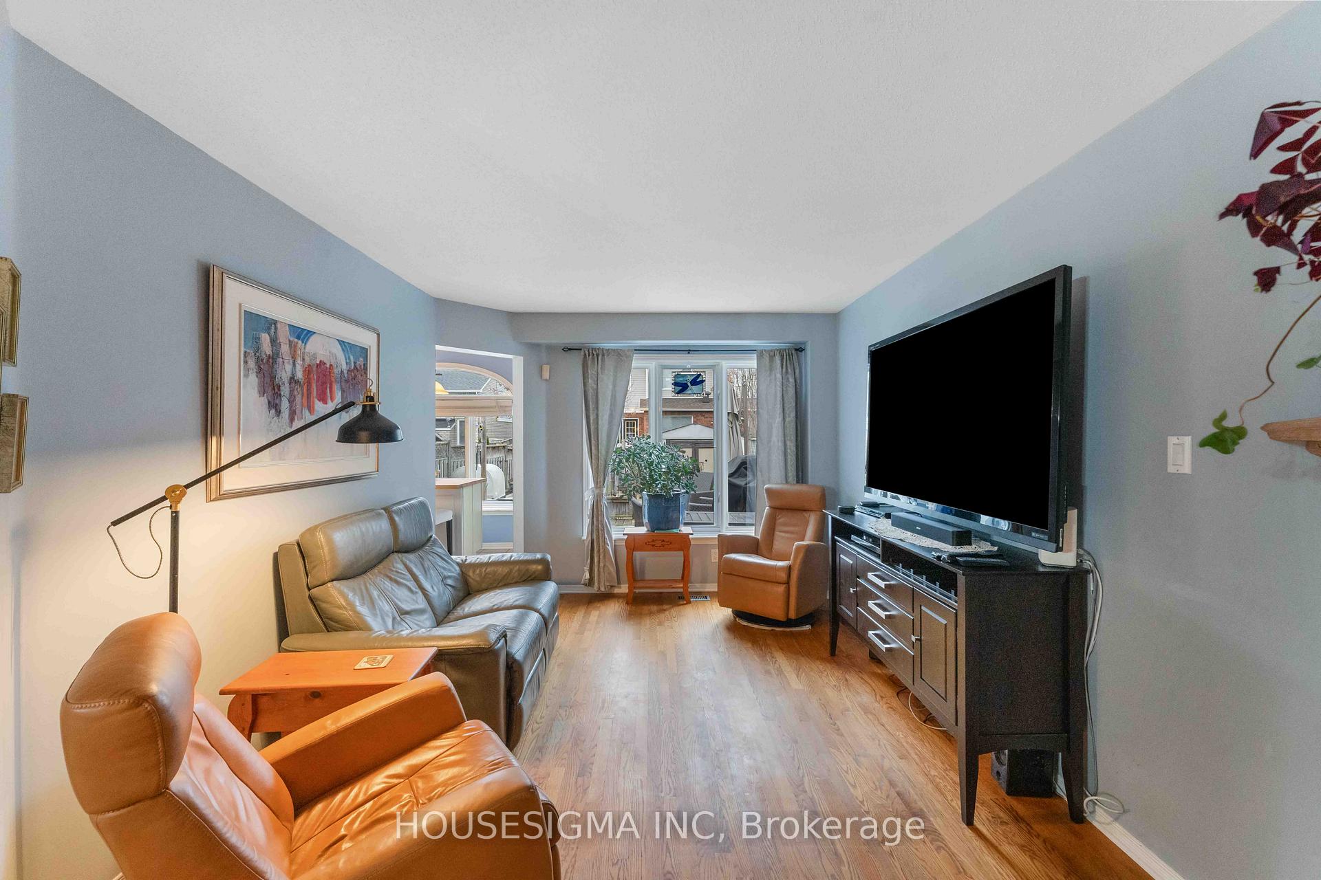 Photo 9 of 4289 Owl Valley Drive, Ottawa, Riverside South/Gloucester Glen — HOMEH