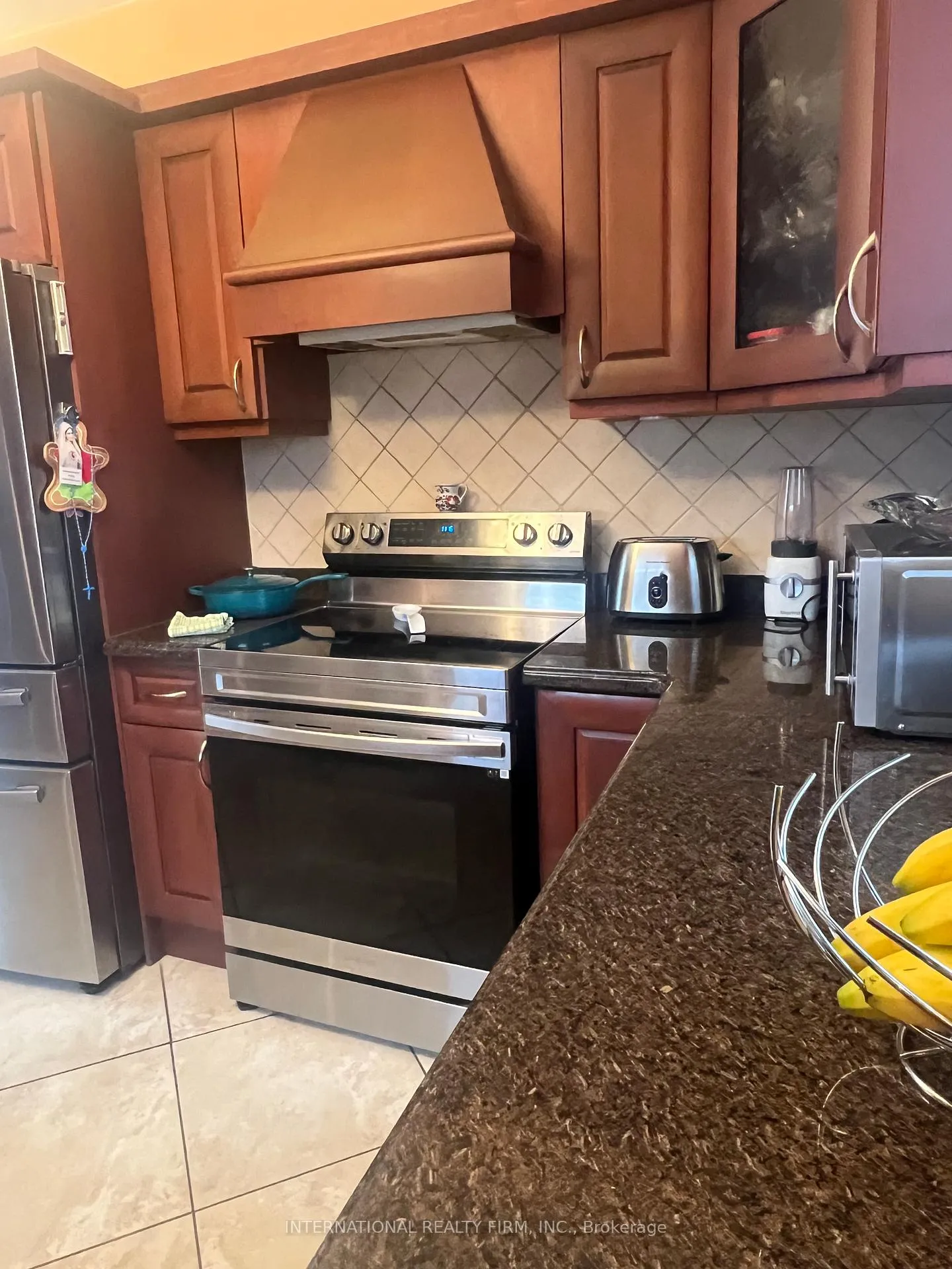 Photo 6 of 95 Dunstan Crescent, Vaughan, West Woodbridge — HOMEH