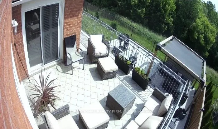 Photo 22 of 95 Dunstan Crescent, Vaughan, West Woodbridge — HOMEH