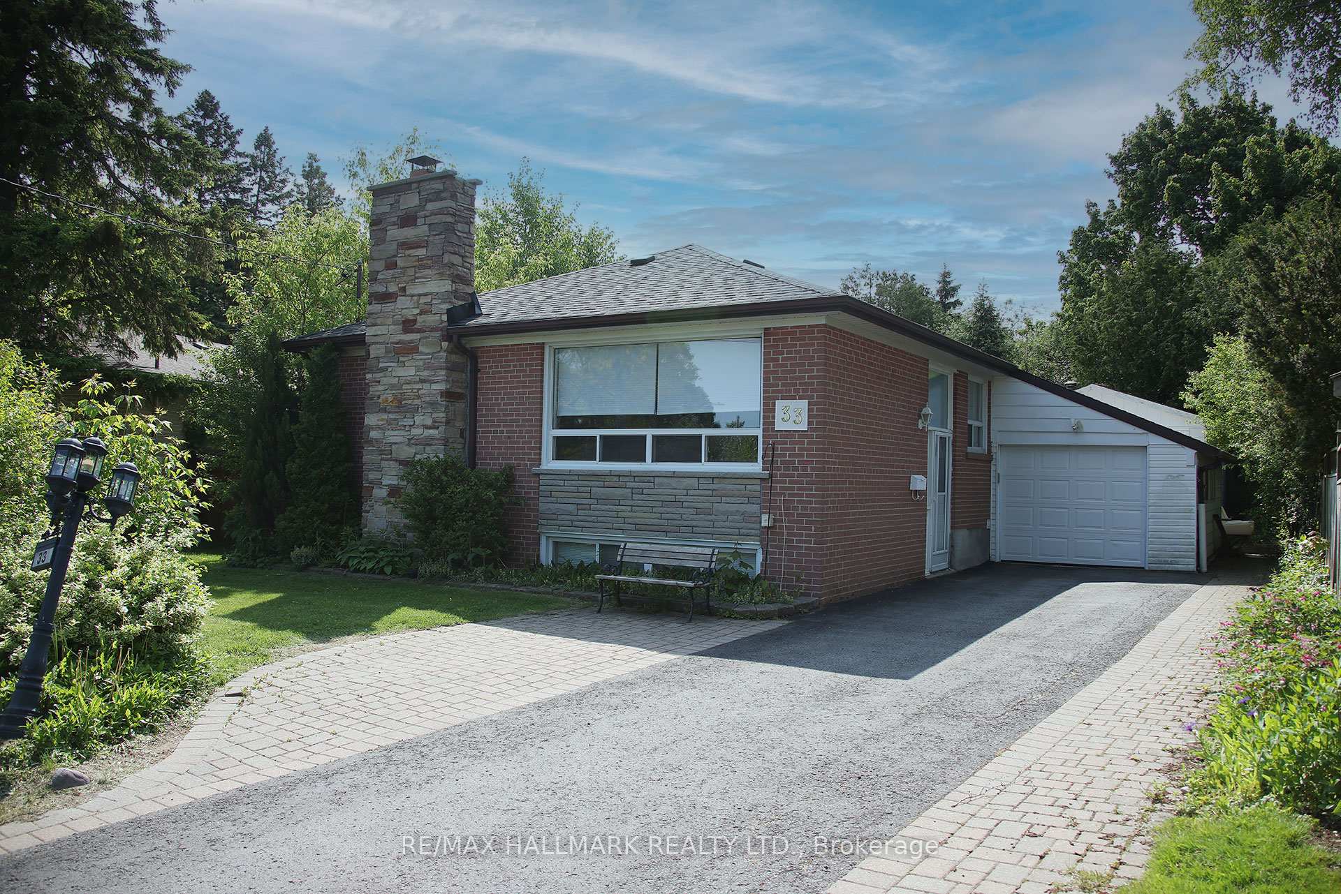 Photo 6 of 33 Patrick Drive, Aurora, Aurora Highlands — HOMEH