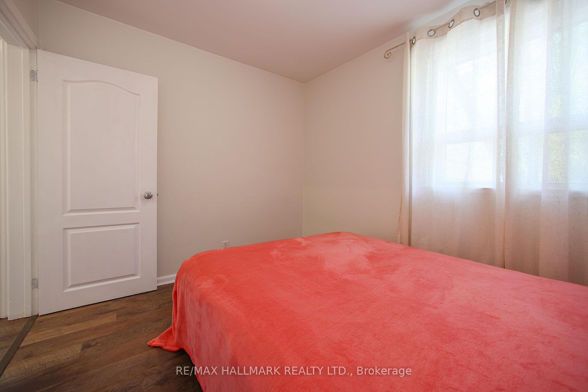 Photo 26 of 33 Patrick Drive, Aurora, Aurora Highlands — HOMEH