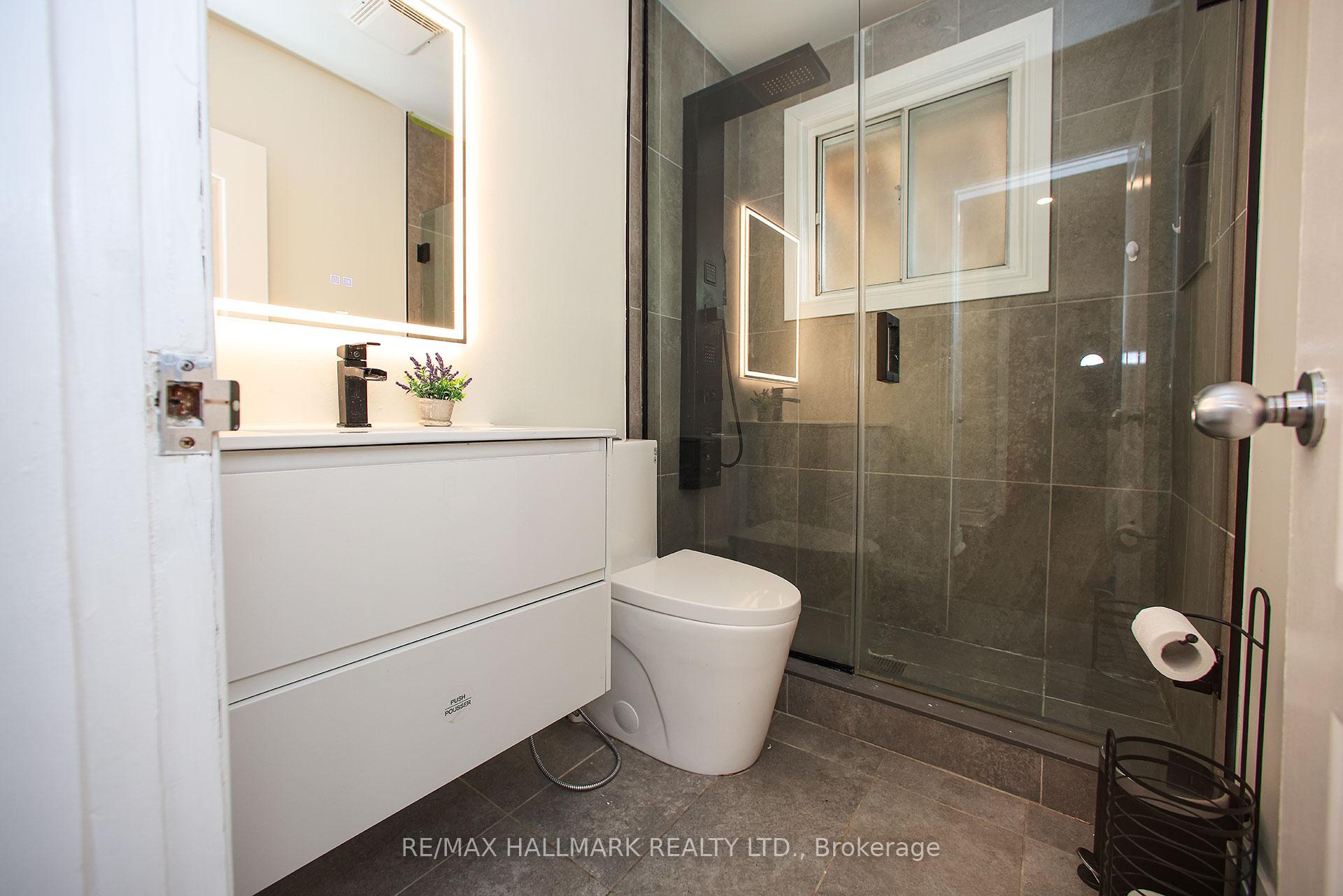 Photo 28 of 33 Patrick Drive, Aurora, Aurora Highlands — HOMEH
