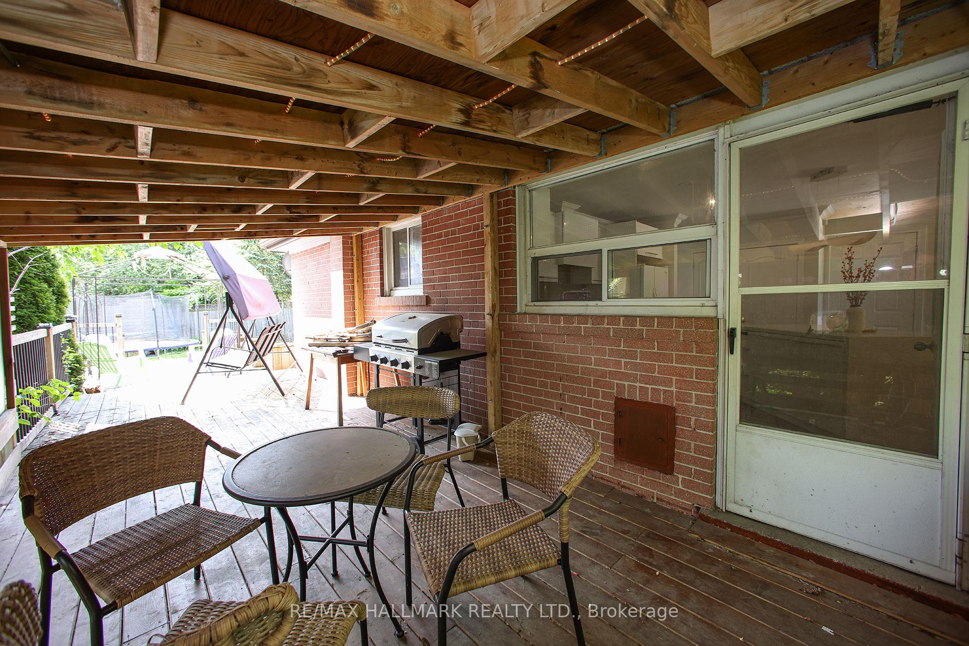 Photo 36 of 33 Patrick Drive, Aurora, Aurora Highlands — HOMEH