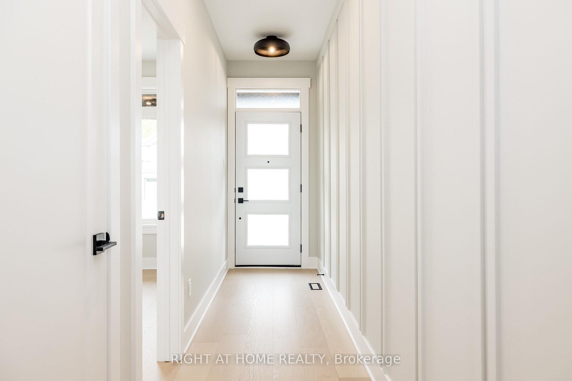Photo 2 of Unit B, 8 Gardner Street, Arnprior — HOMEH