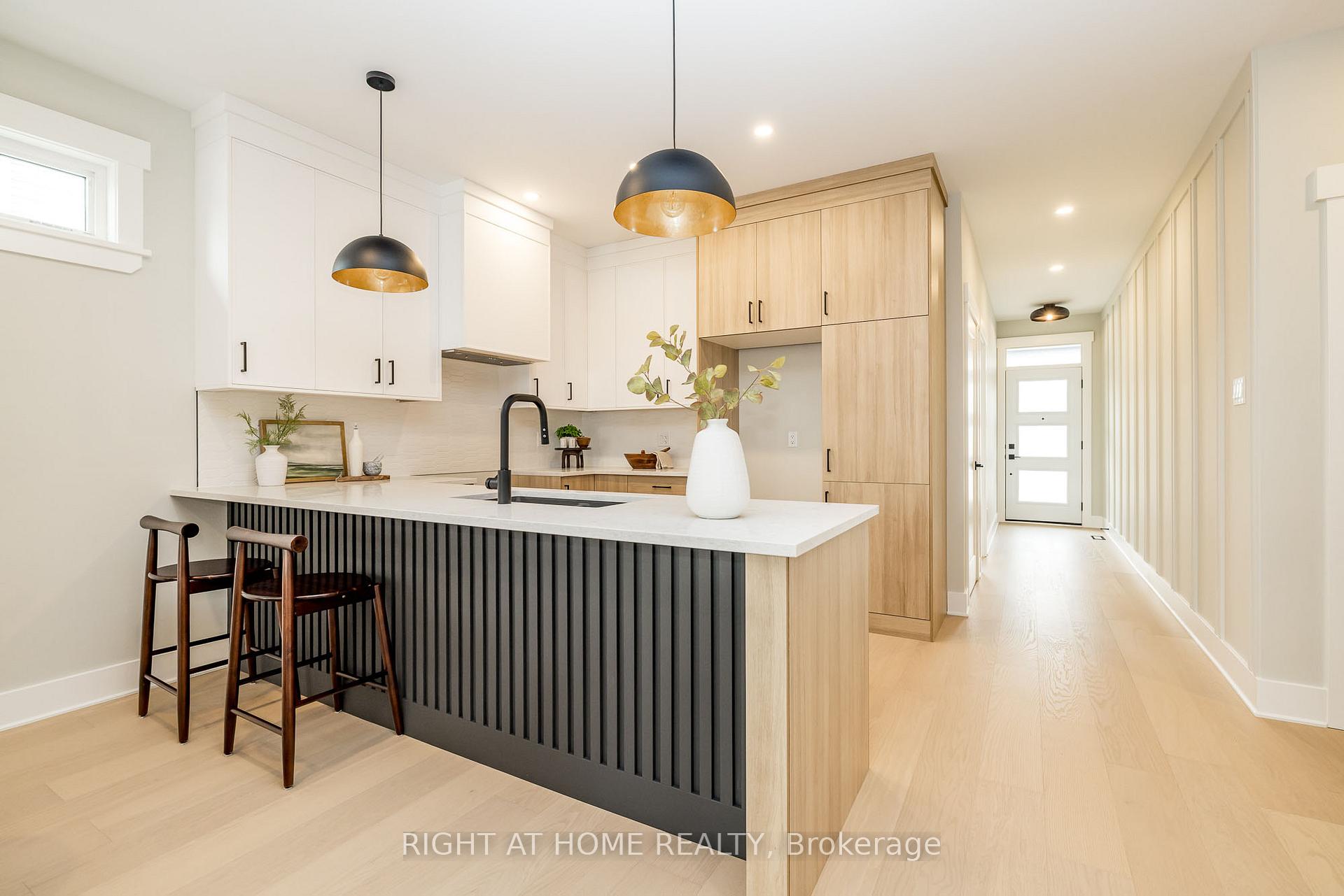 Photo 10 of Unit B, 8 Gardner Street, Arnprior — HOMEH
