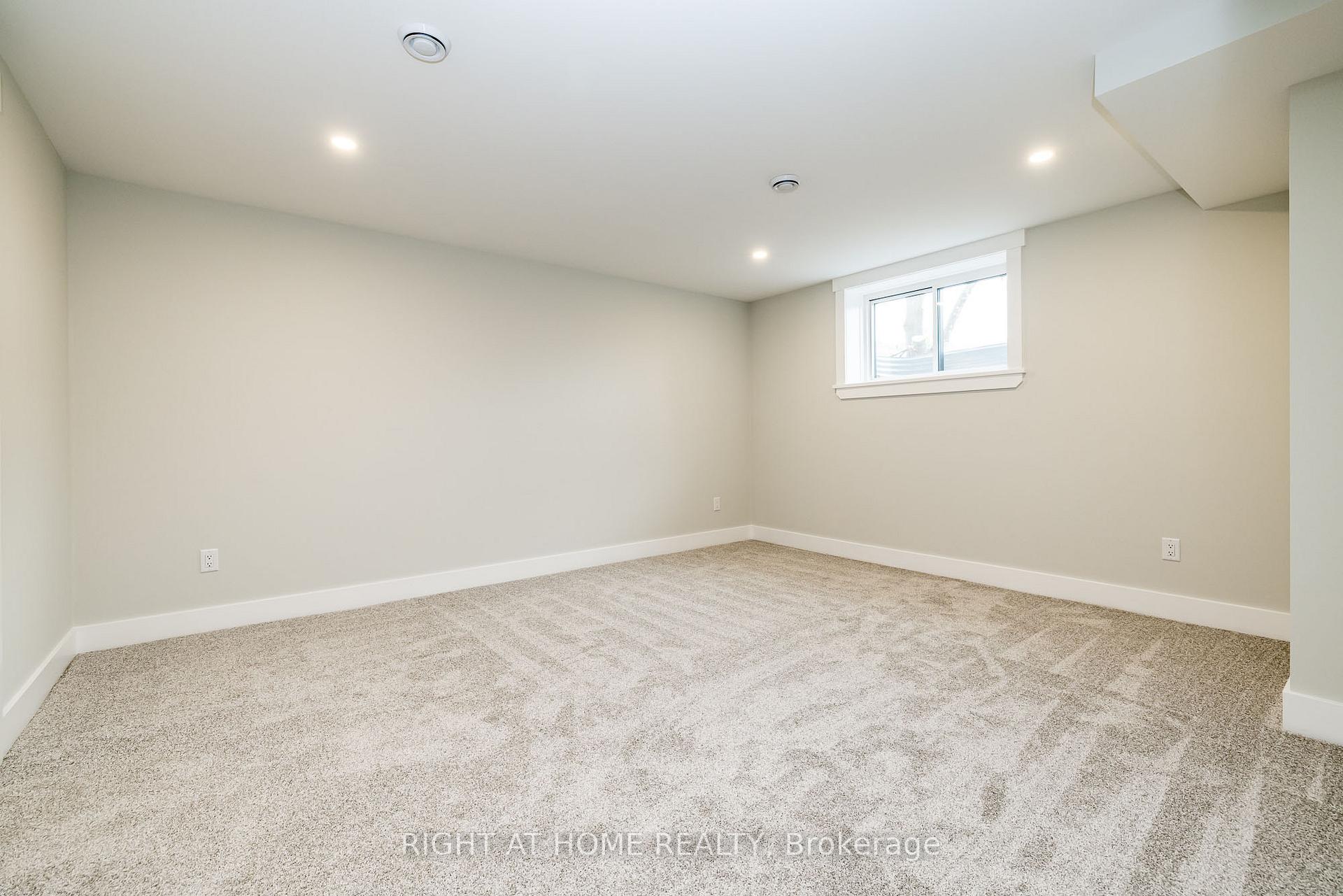Photo 28 of Unit B, 8 Gardner Street, Arnprior — HOMEH