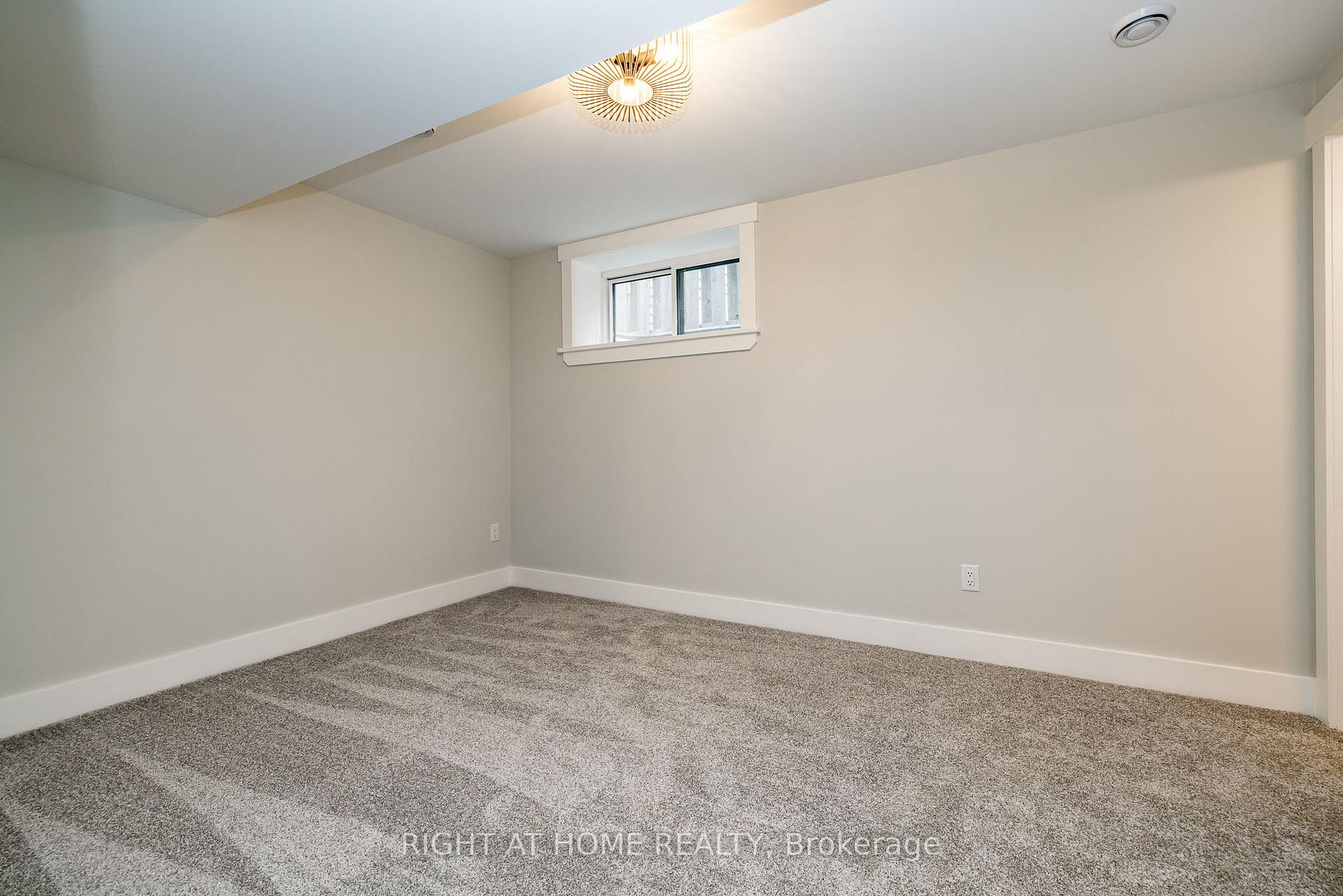 Photo 30 of Unit B, 8 Gardner Street, Arnprior — HOMEH