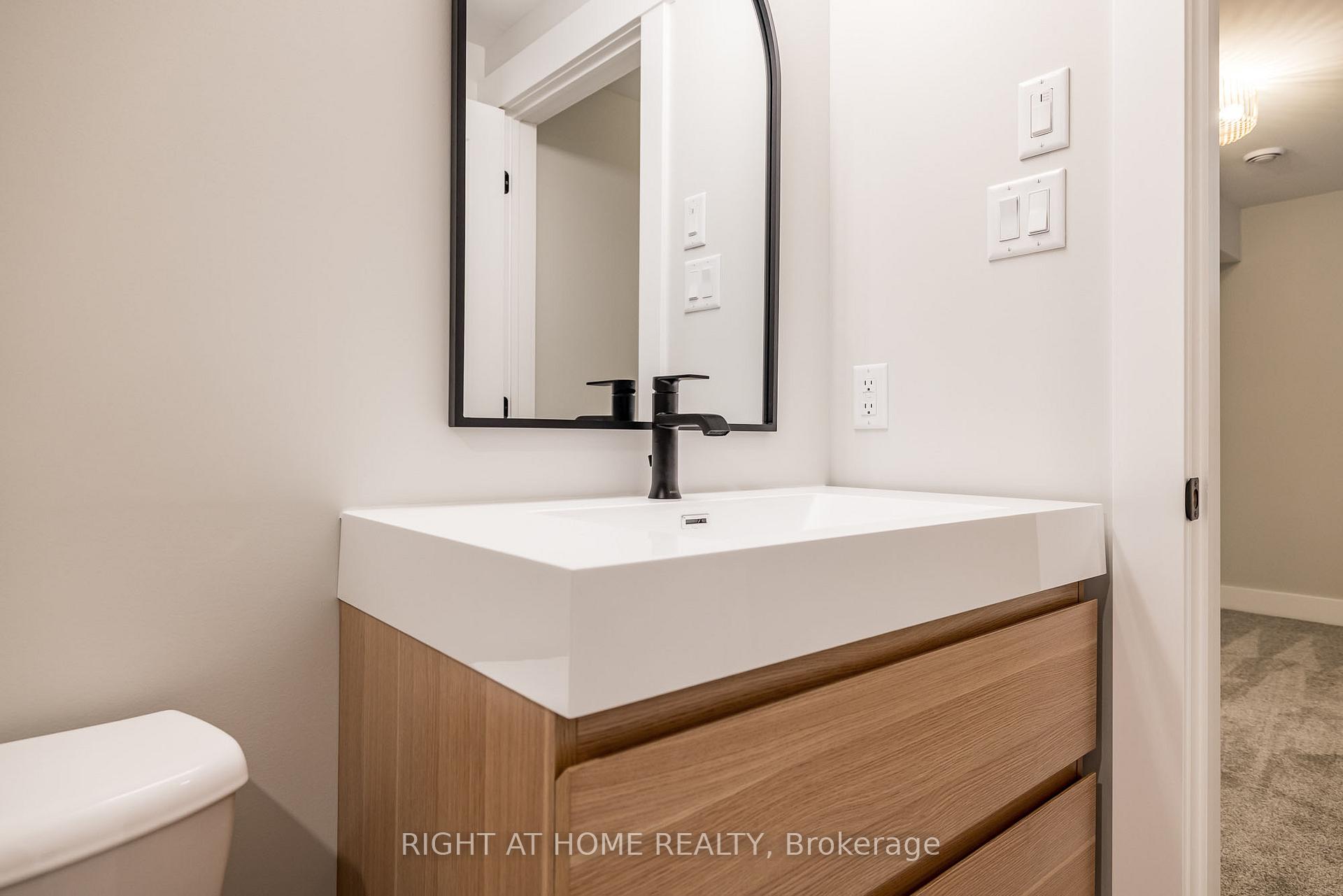 Photo 34 of Unit B, 8 Gardner Street, Arnprior — HOMEH