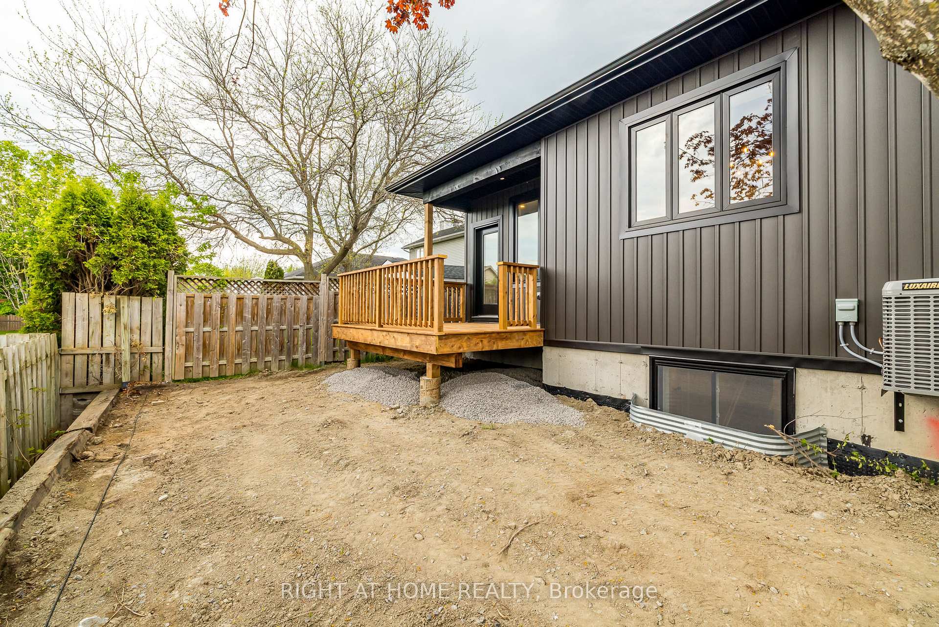 Photo 37 of Unit B, 8 Gardner Street, Arnprior — HOMEH