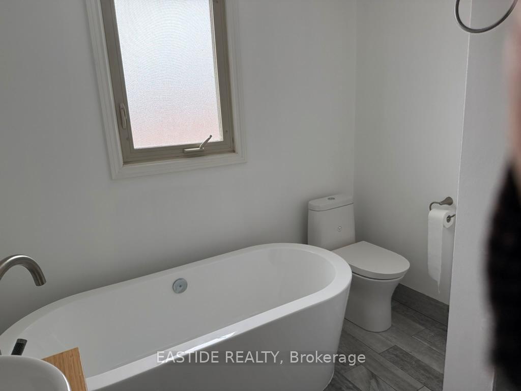 Photo 16 of 54 Liskeard Circle, Vaughan, East Woodbridge — HOMEH
