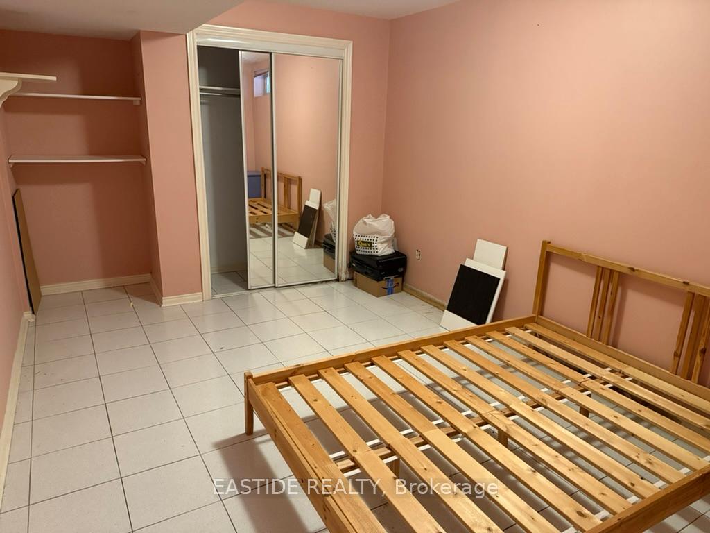 Photo 23 of 54 Liskeard Circle, Vaughan, East Woodbridge — HOMEH